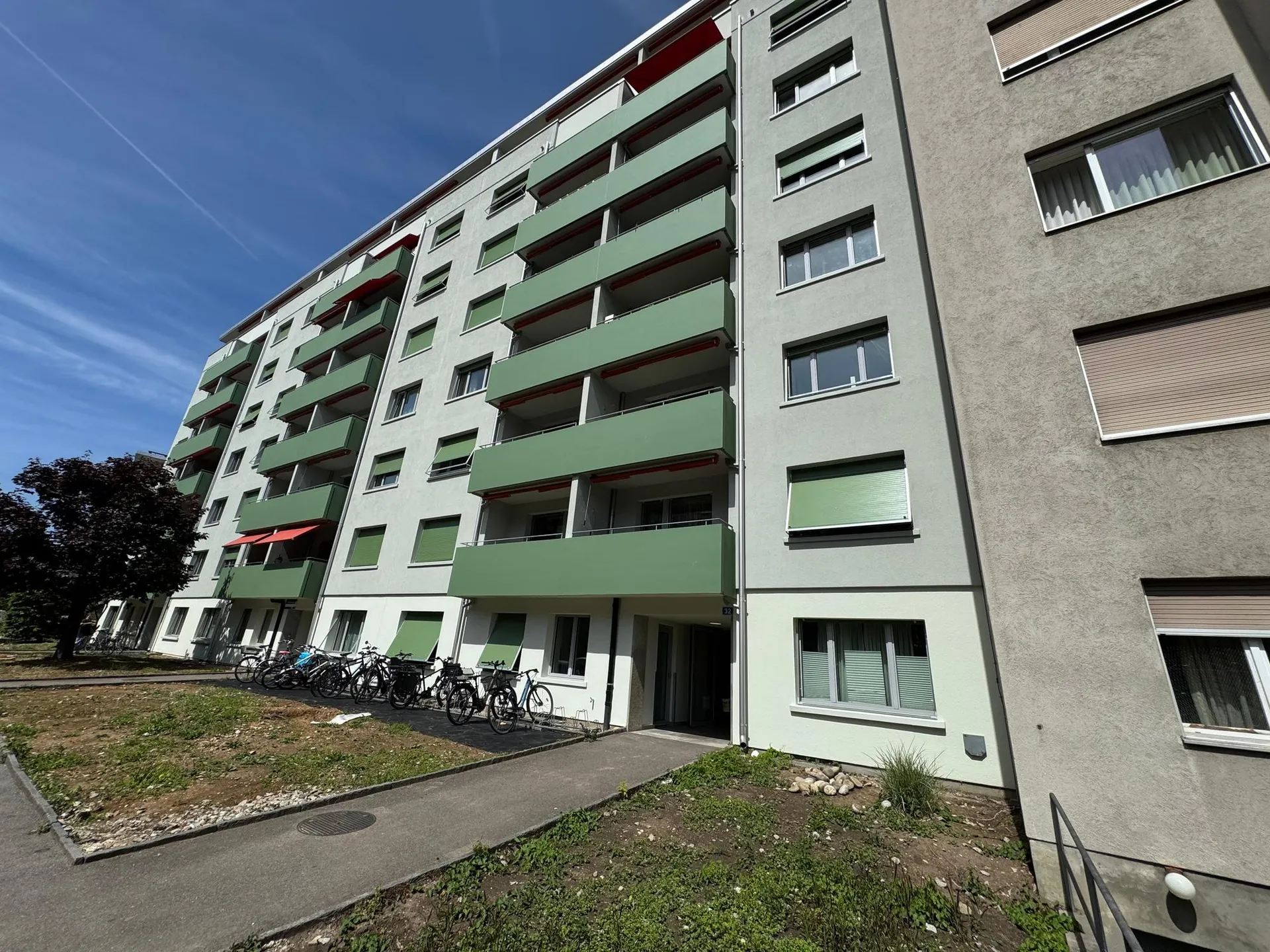 Grosszügige 3-Zimmer-Genossenschaftswohnung nahe zum Rhein!