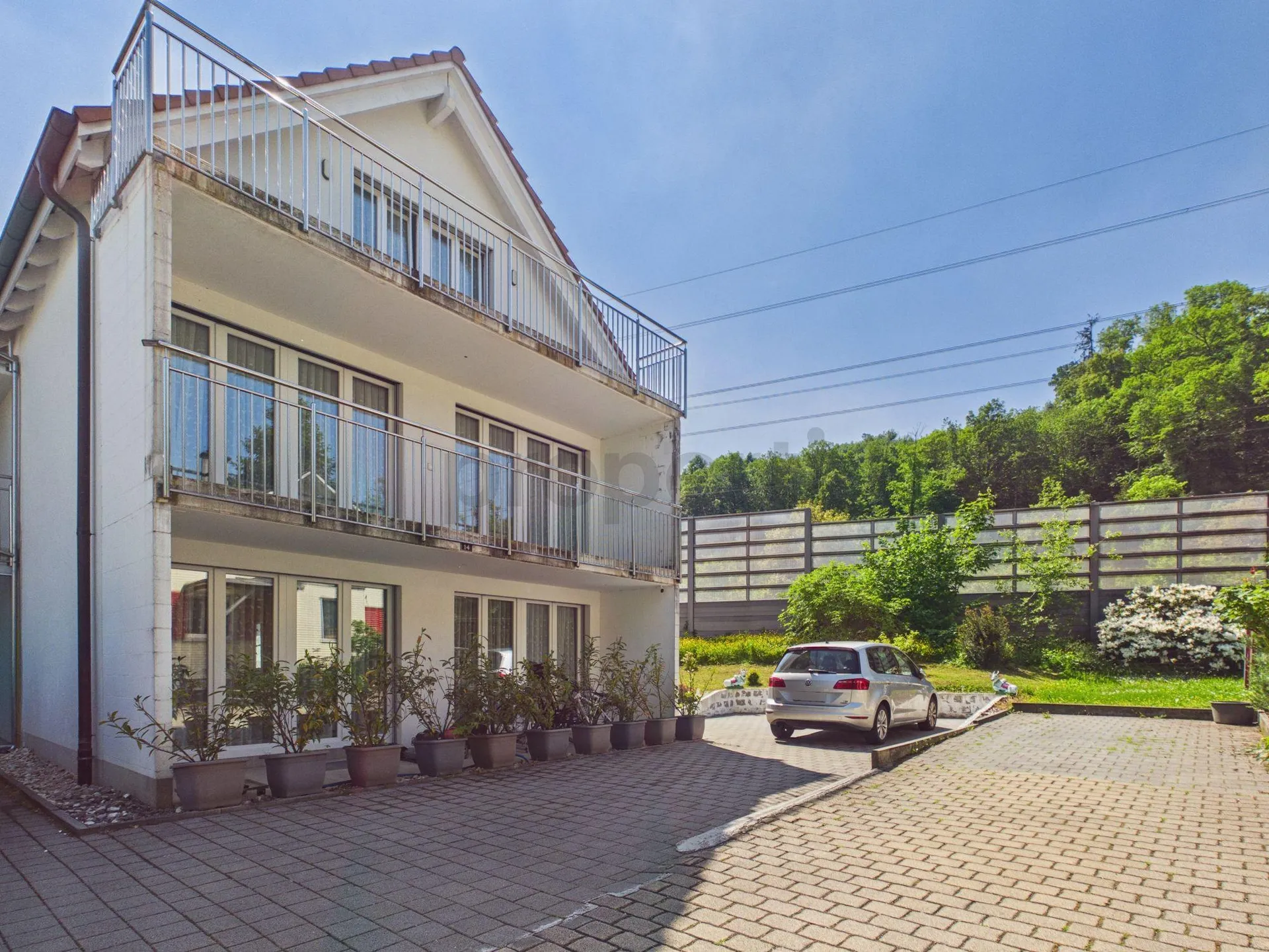 Ihr nachhaltiges Traumhaus in Rheinfelden: Neuwertiges Reihenhaus mit Garten, Balkon & Wertsteigerungspotenzial