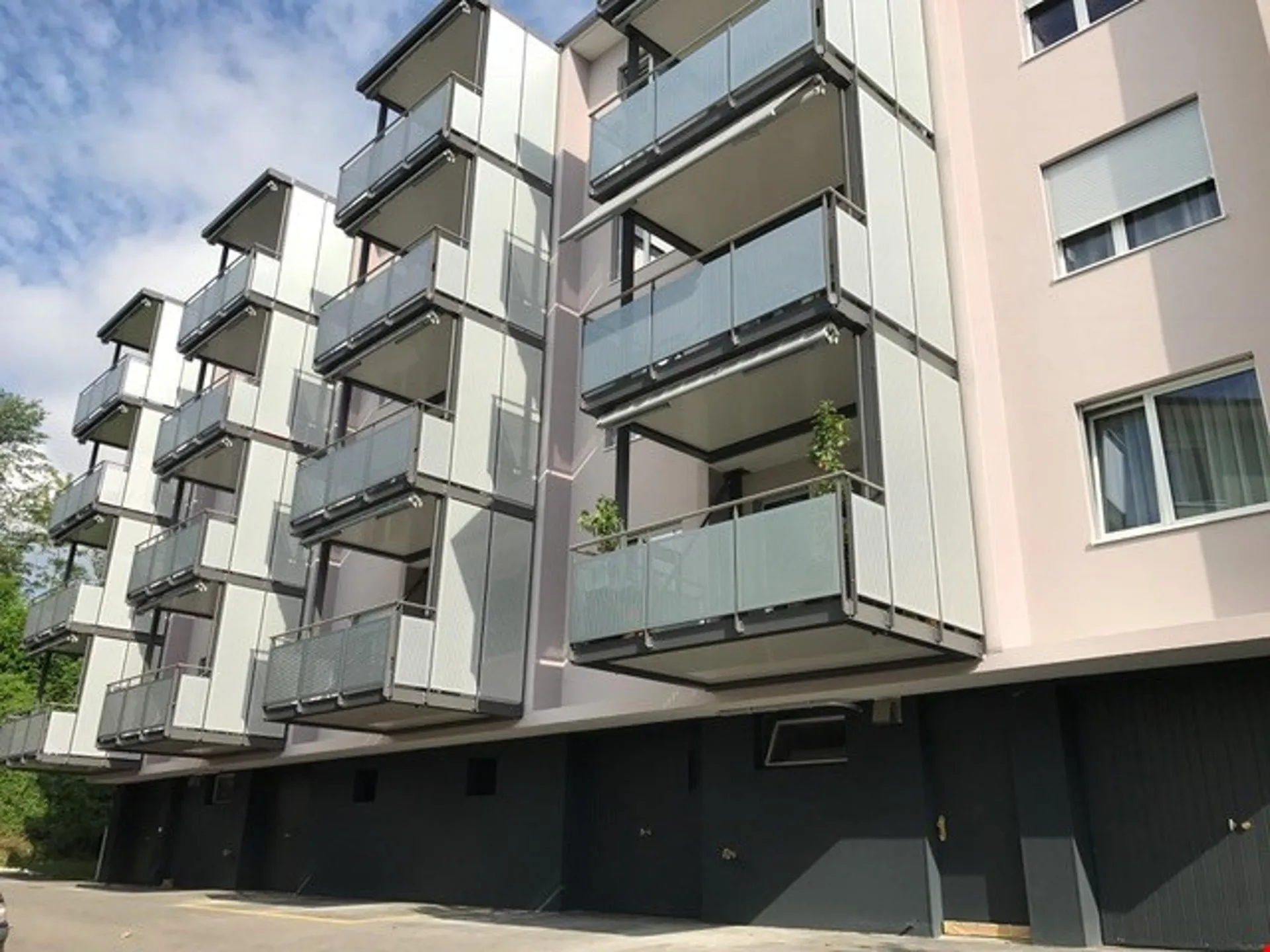 3.0-Zimmerwohnung im EG rechts