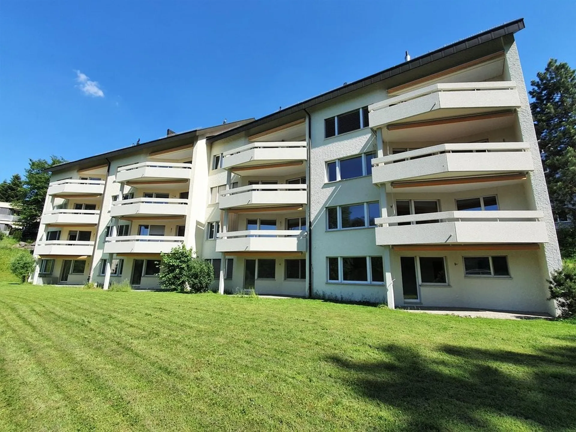 Eine grosszügige, moderne Wohnung wartet auf Sie!