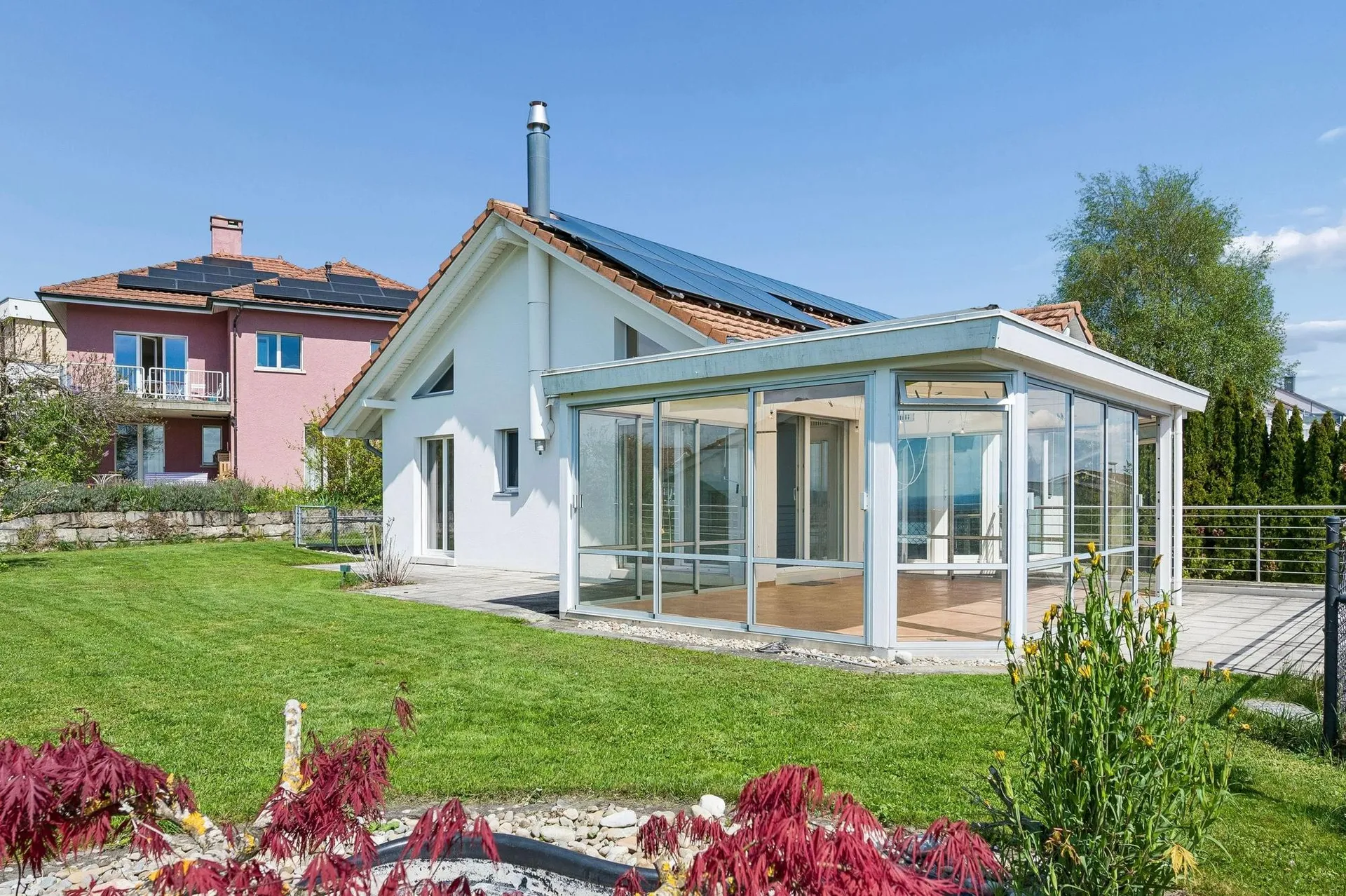 Über dem Murtensee wohnen