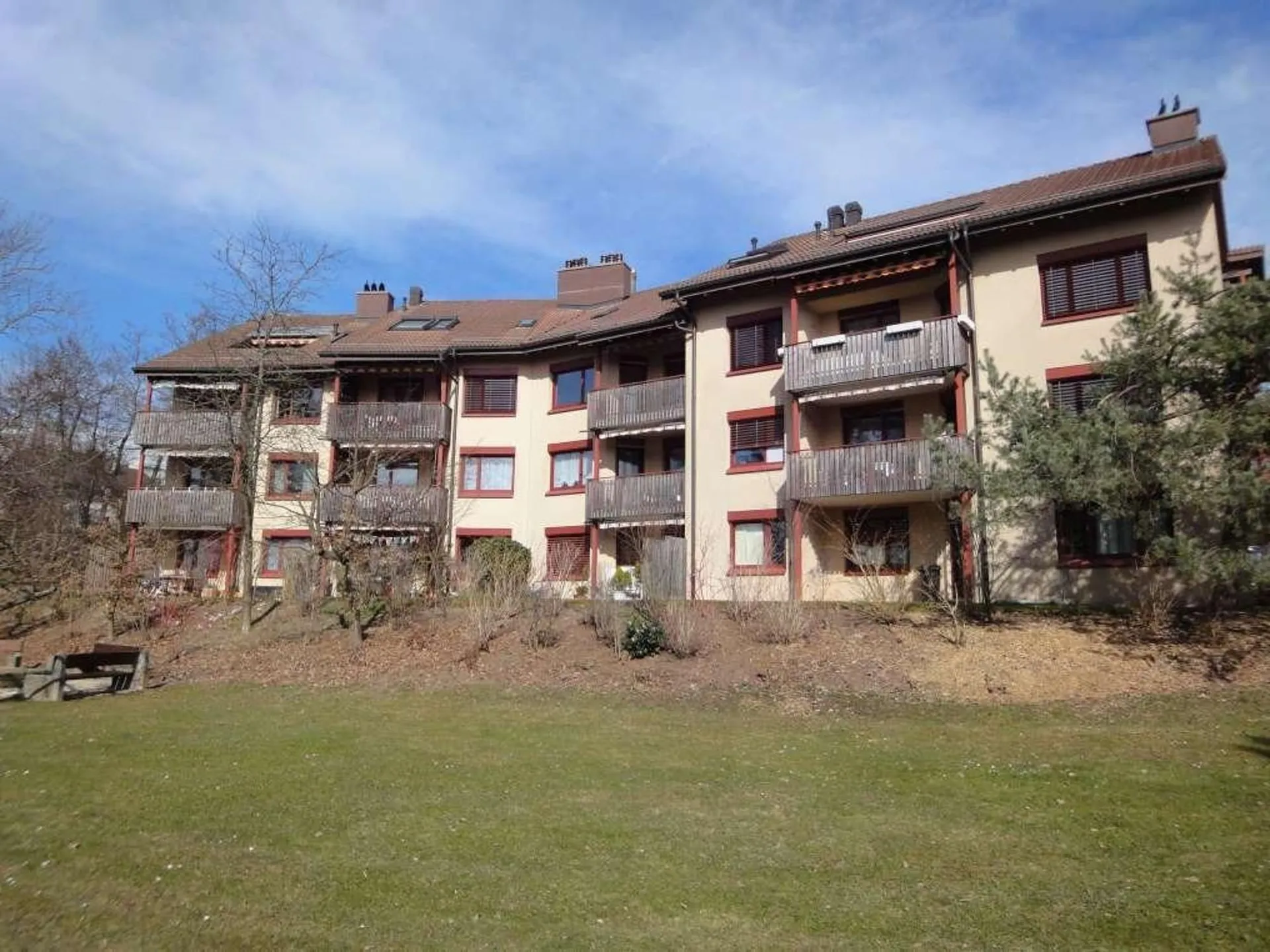 Sonnige Maisonettewohnung, geniale Aussicht, kinderfreundlich