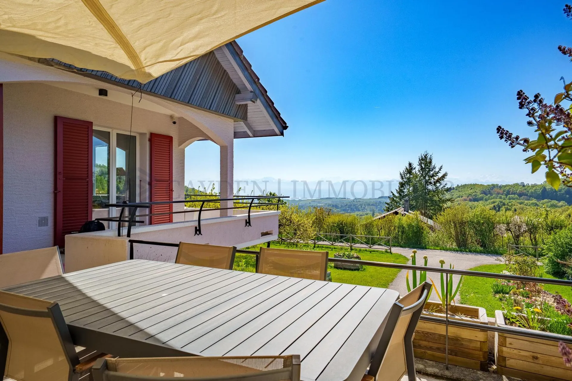 Magnifique villa rénovée avec vue lac et les Alpes - 15 minutes de Rolle