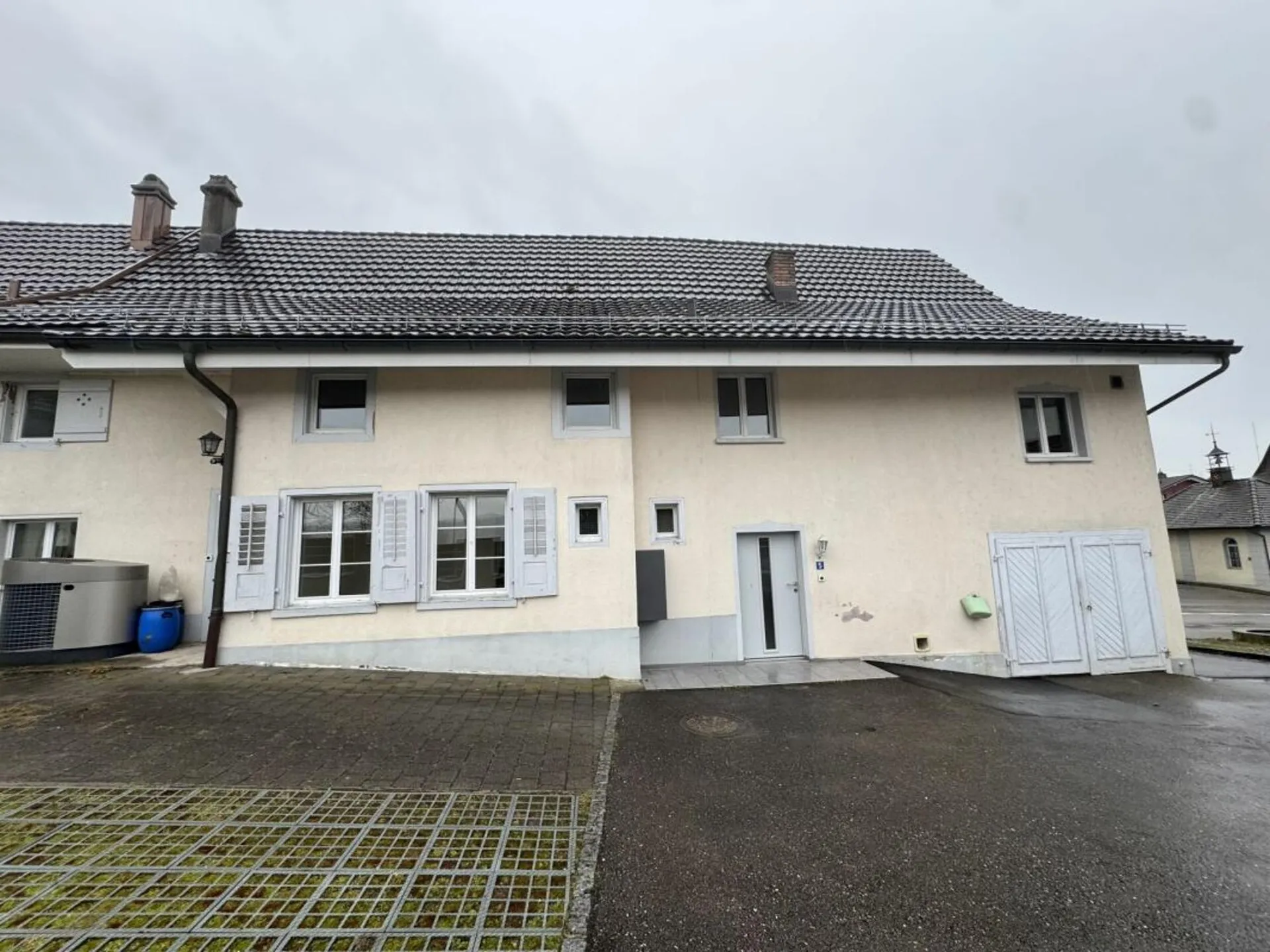 3 Zimmer Altbauwohnung