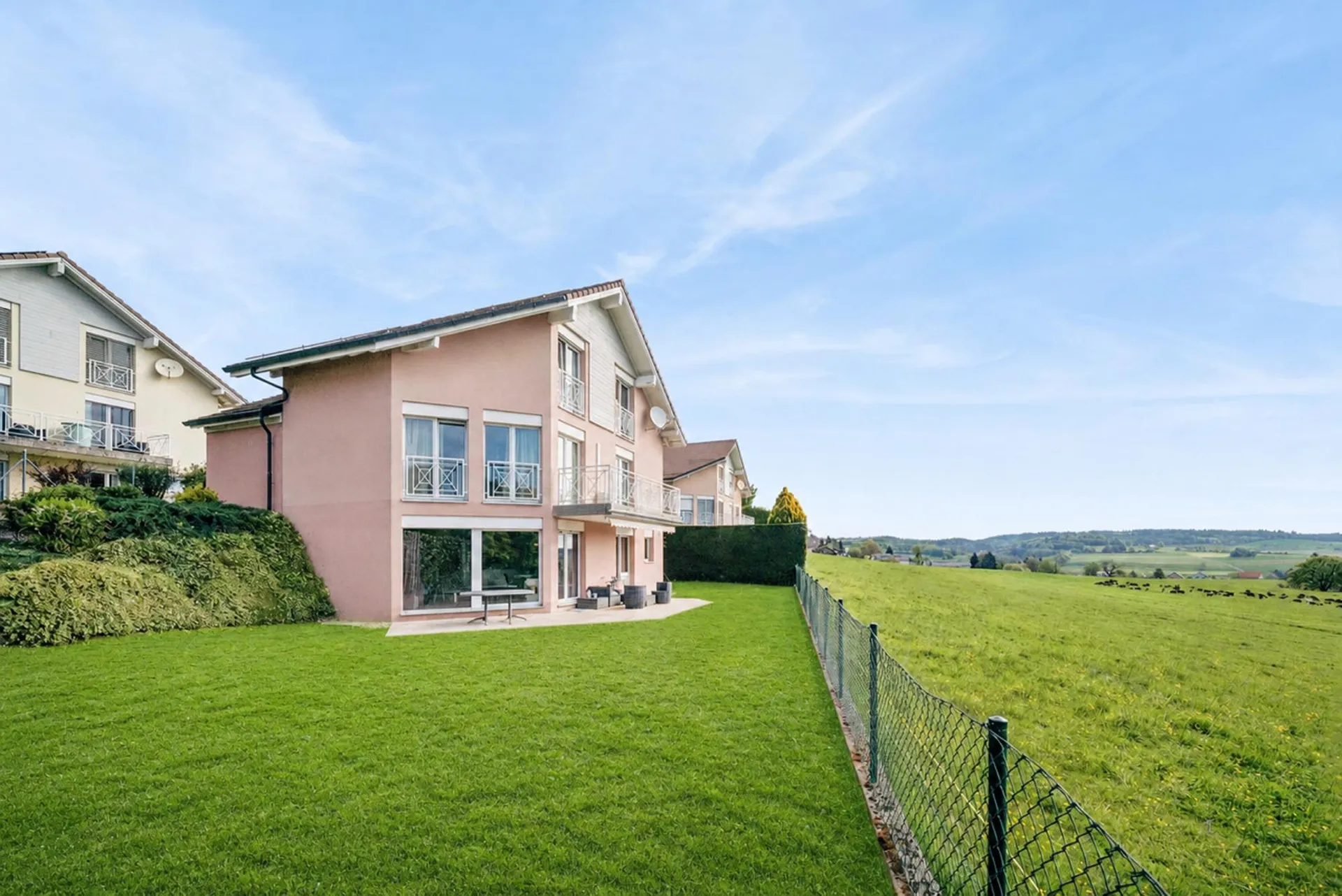 Belle villa individuelle avec vue panoramique