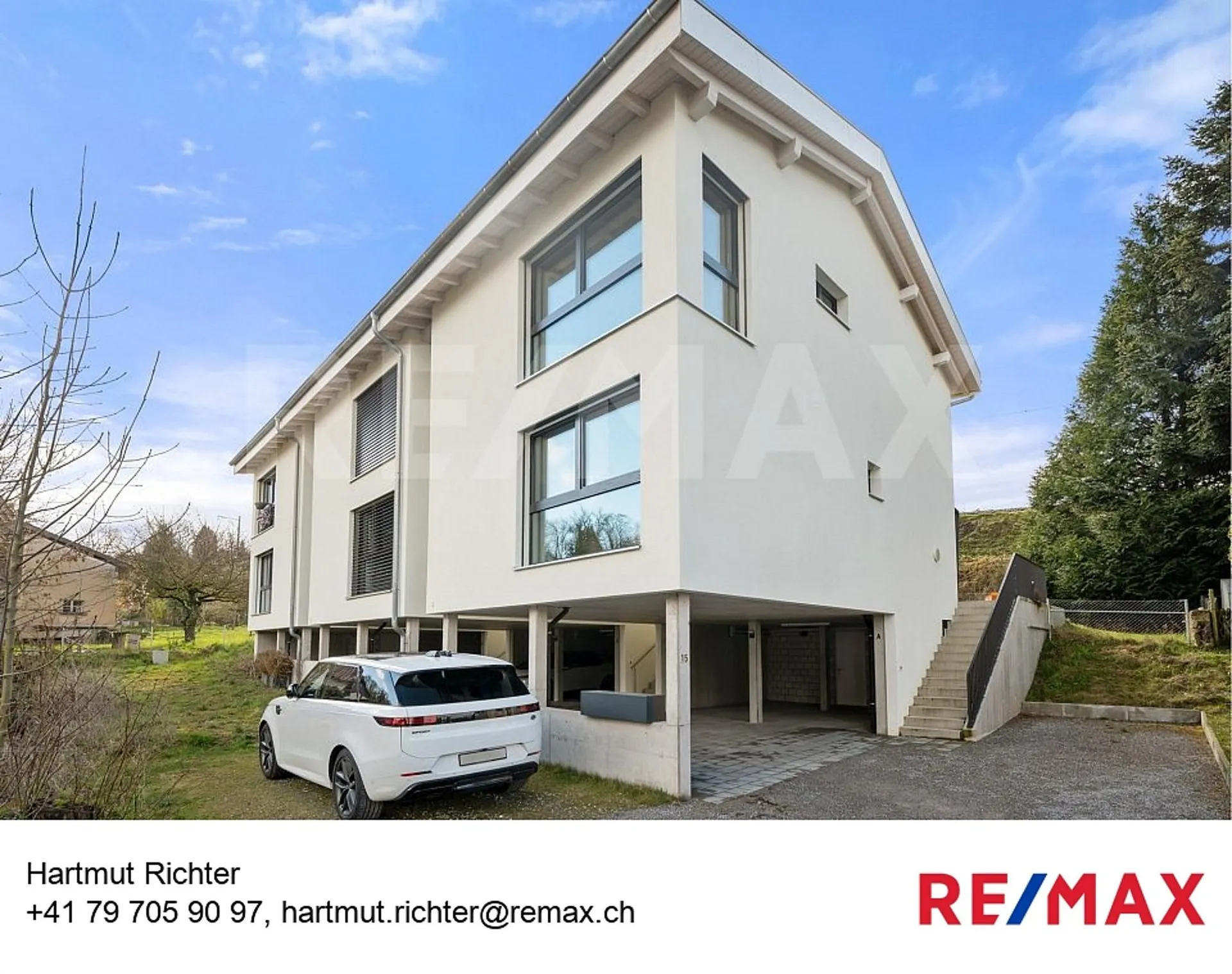 Modernes Einfamilienhaus in Münchenwiler / Murten