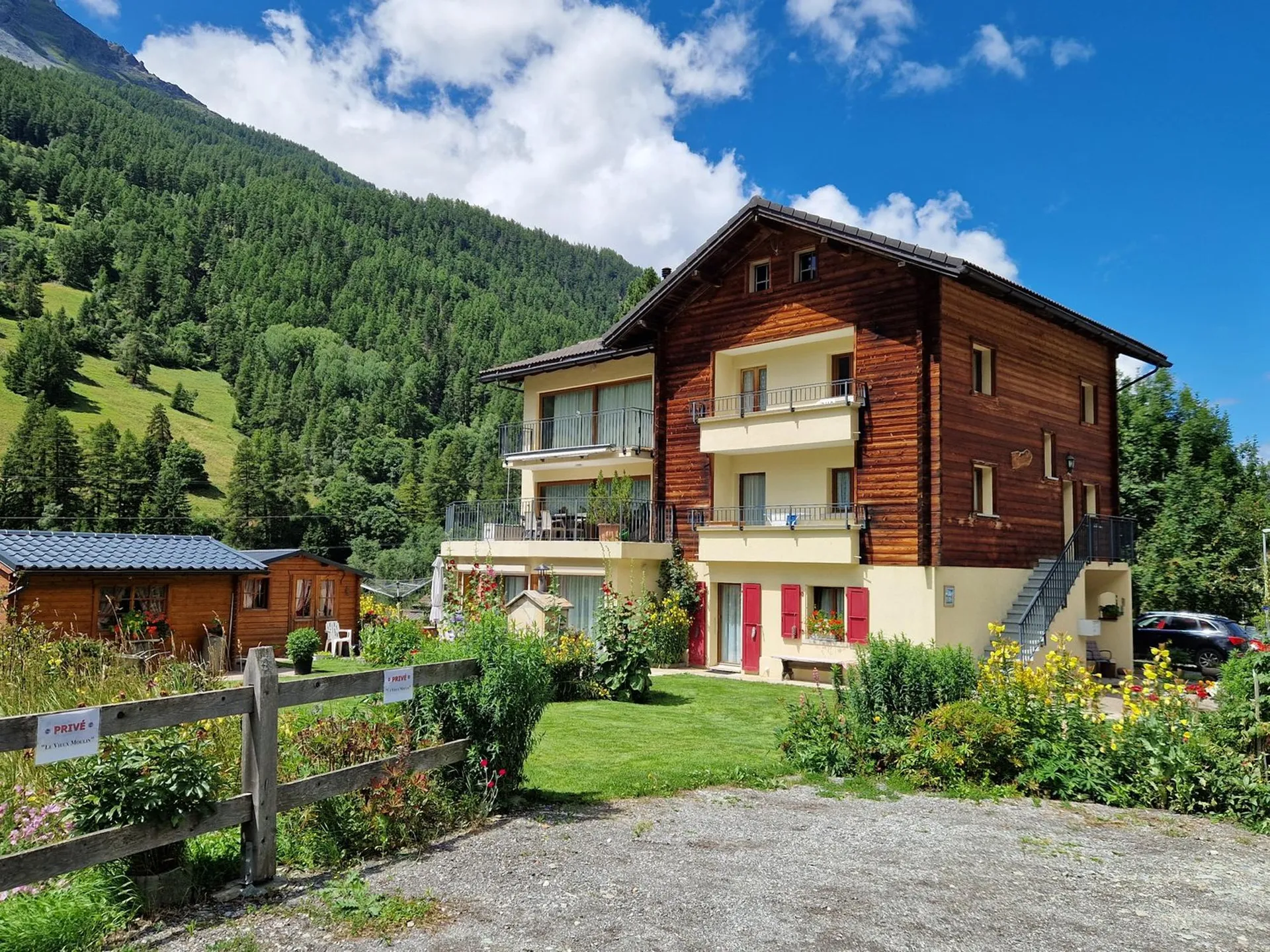 Charmant appartement en attique - Vue spectaculaire - 90 m2 - Evolène