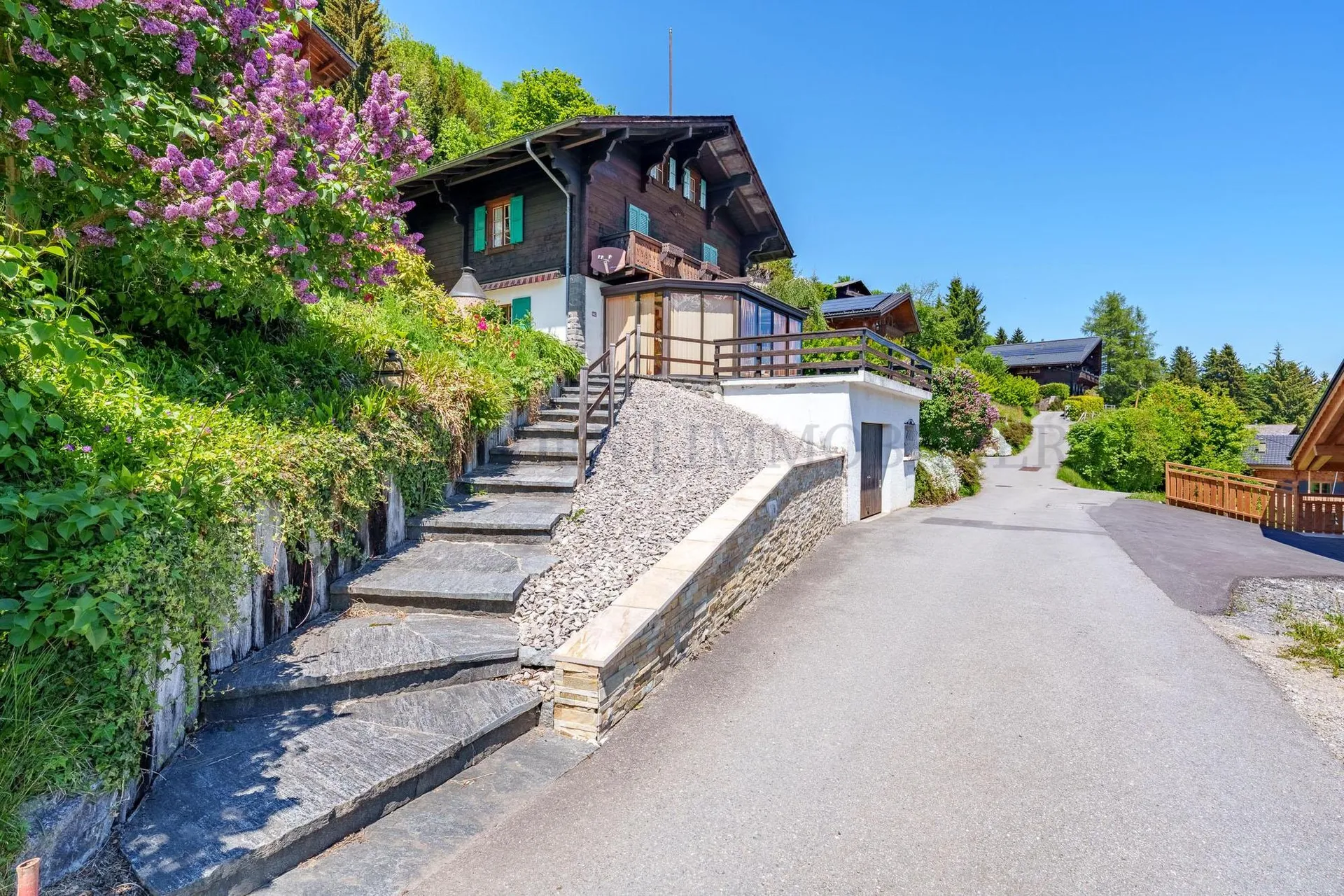 Authentisches Chalet mit Panoramablick auf die Berge, nahe den Pisten von Portes du Soleil