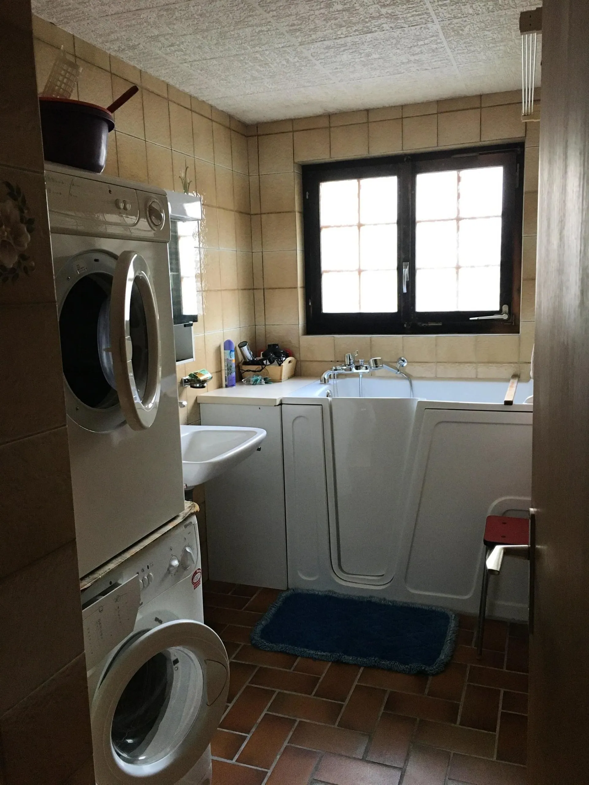 Image 7