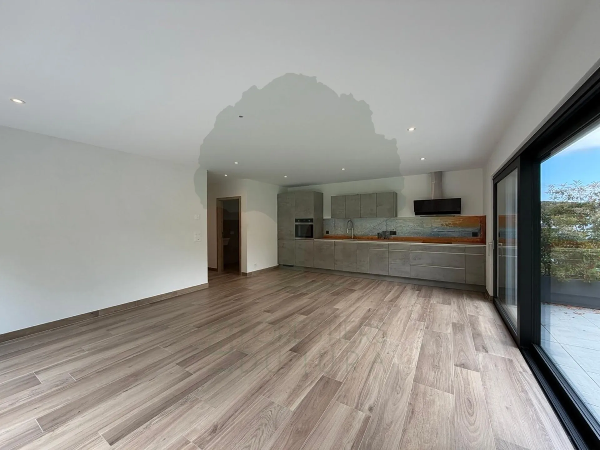 Magnifique appartement de 3,5 pièces avec jardin privatif