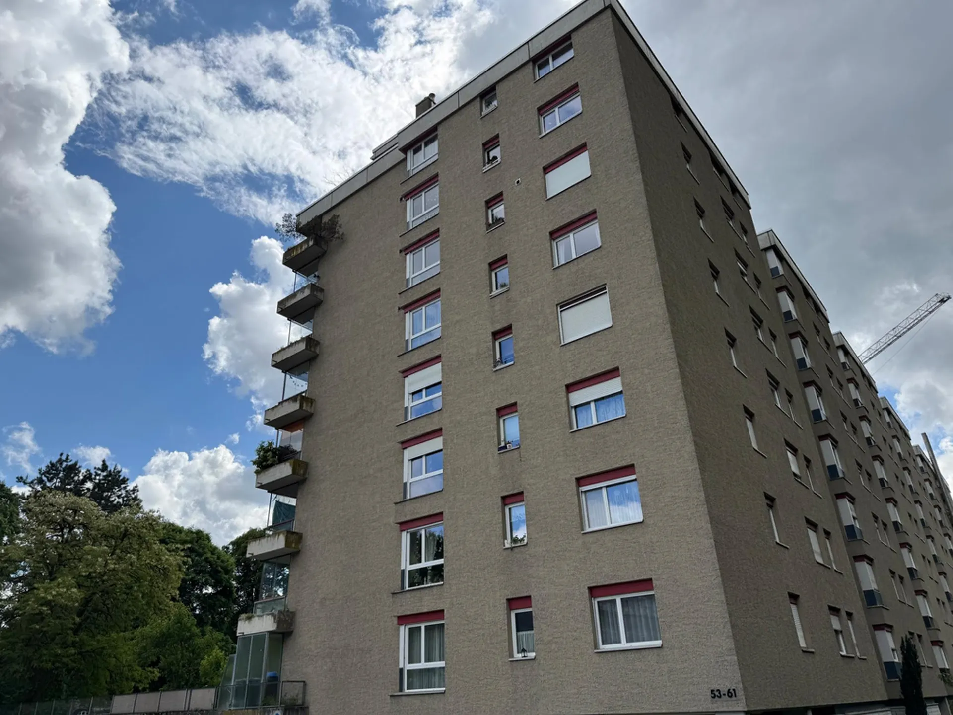 Attikawohnung mit Weitsicht zu vermieten!: 2 Monate Gratis