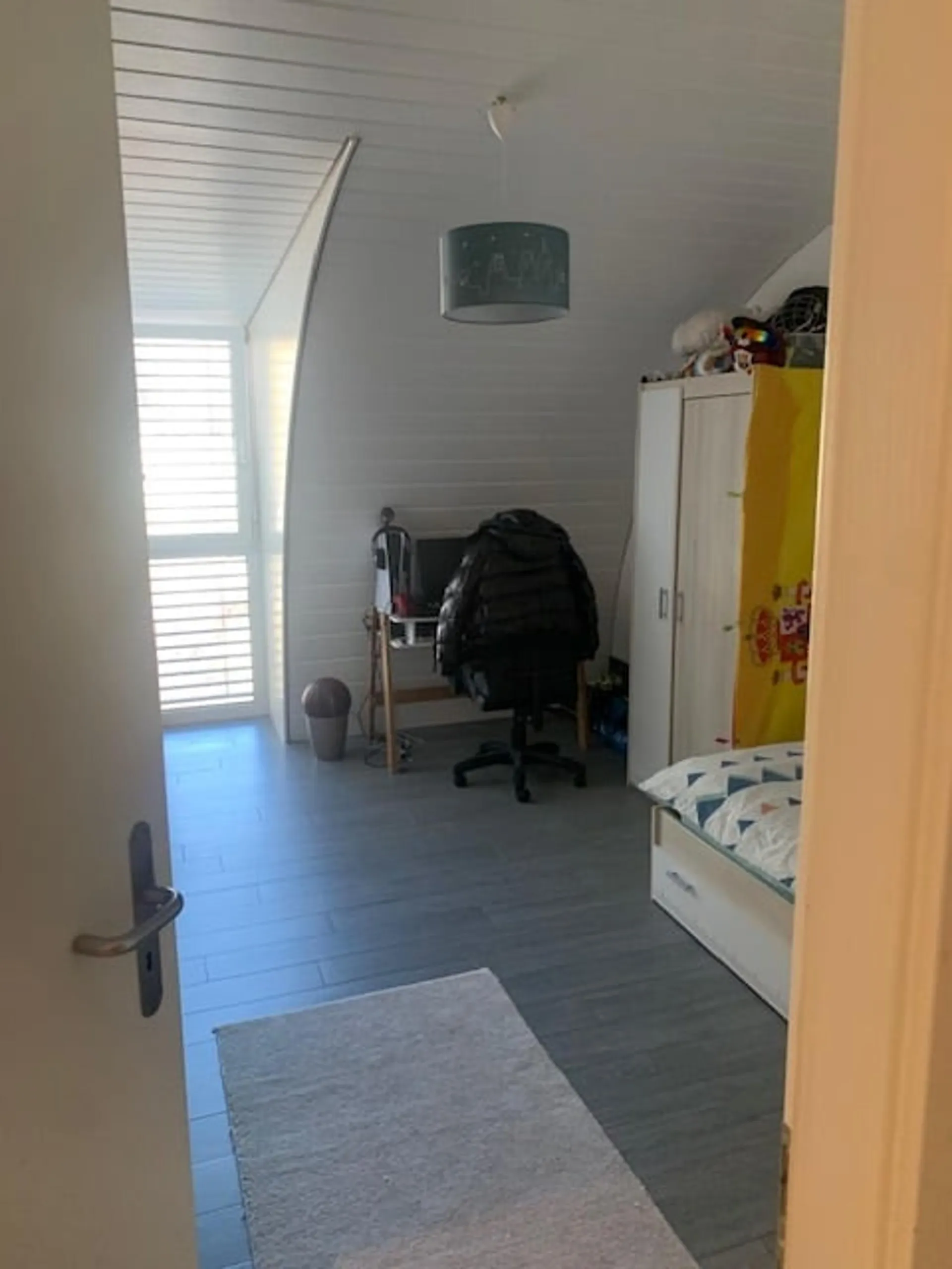 Image 5
