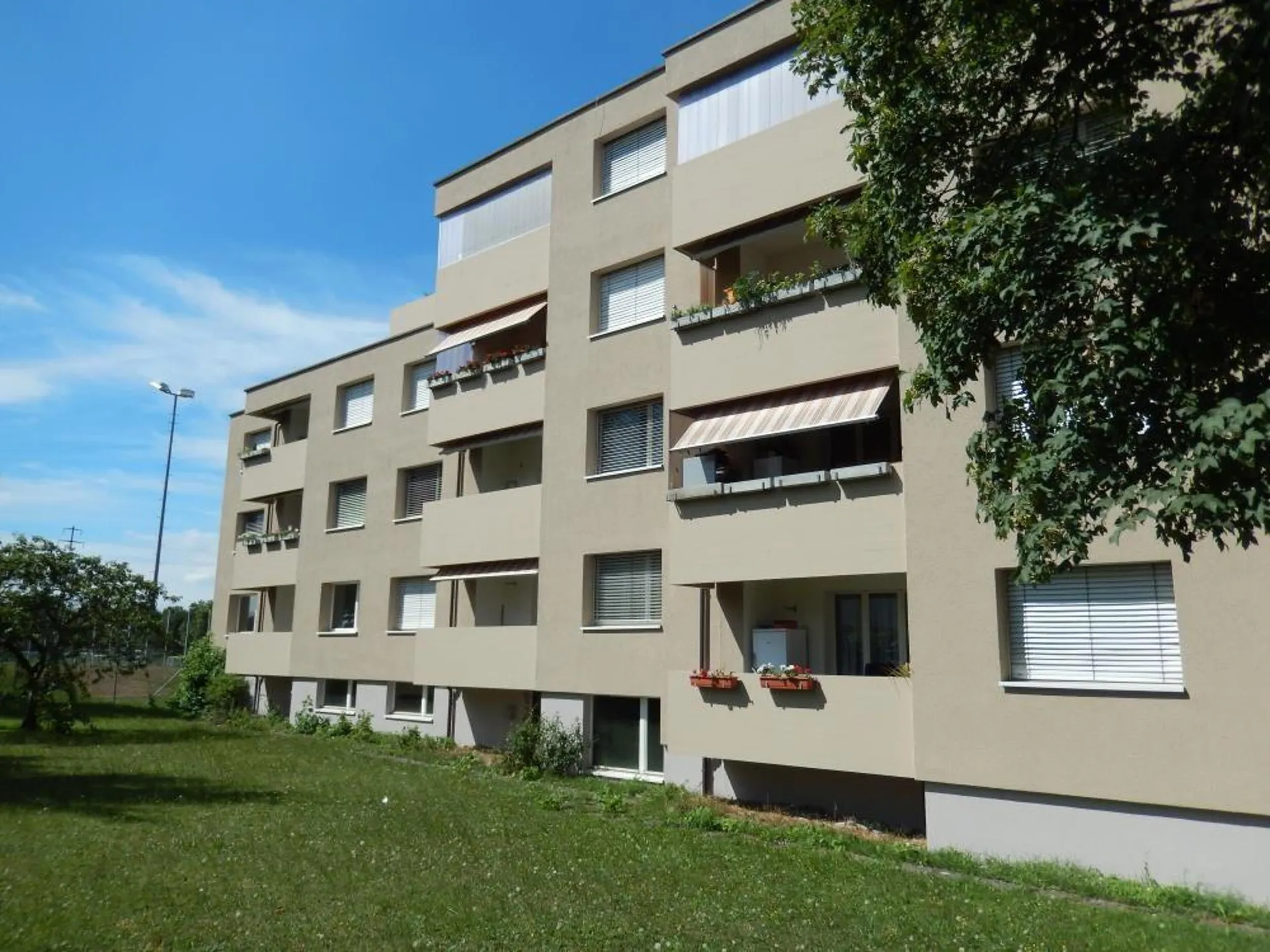 Wunderschöne Wohnung mit Balkon - per sofort verfügbar!
