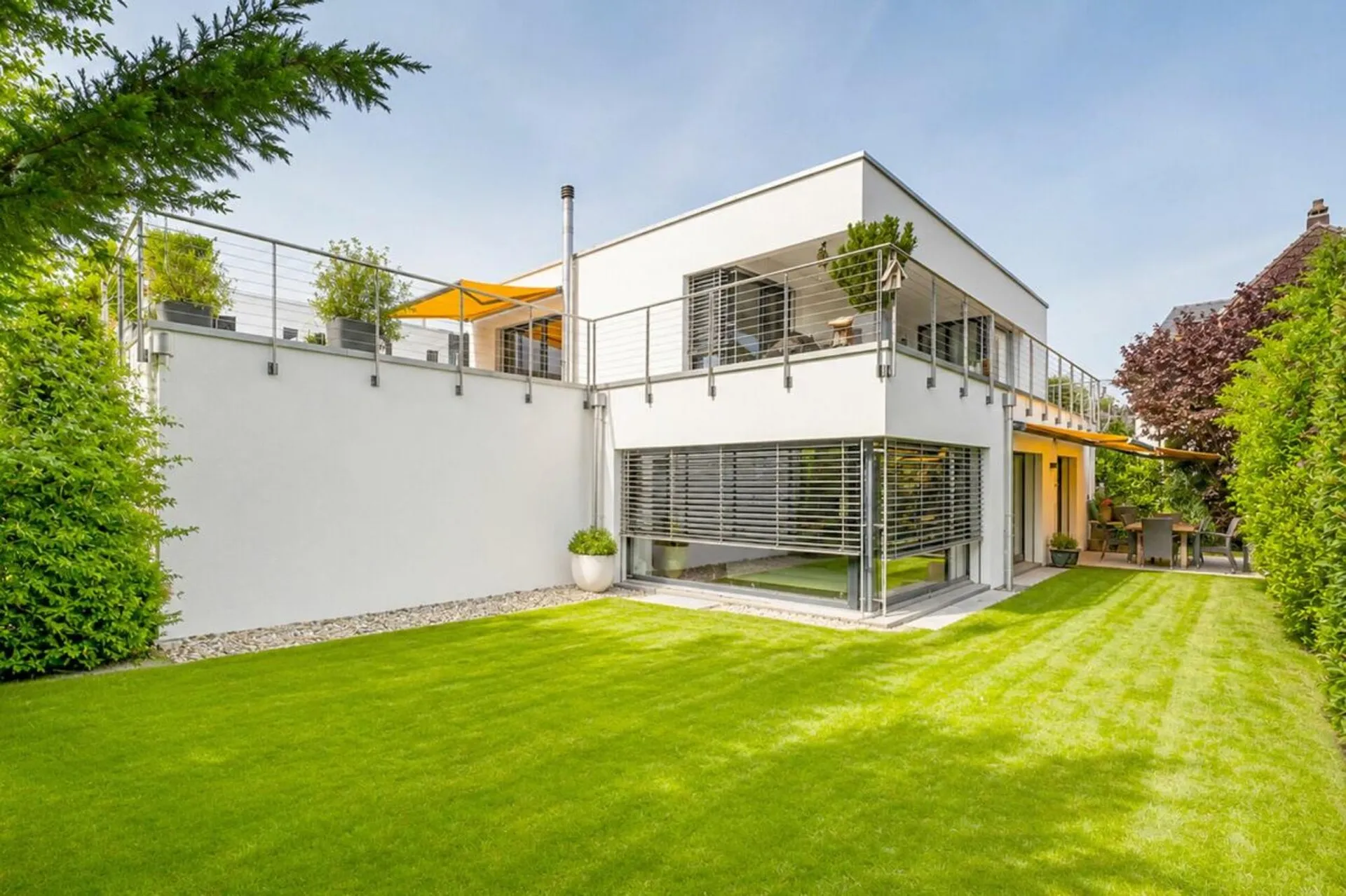 Fehr Immobilien - Modernes, top gepflegtes 5½-Zi.-Einfamilienhaus