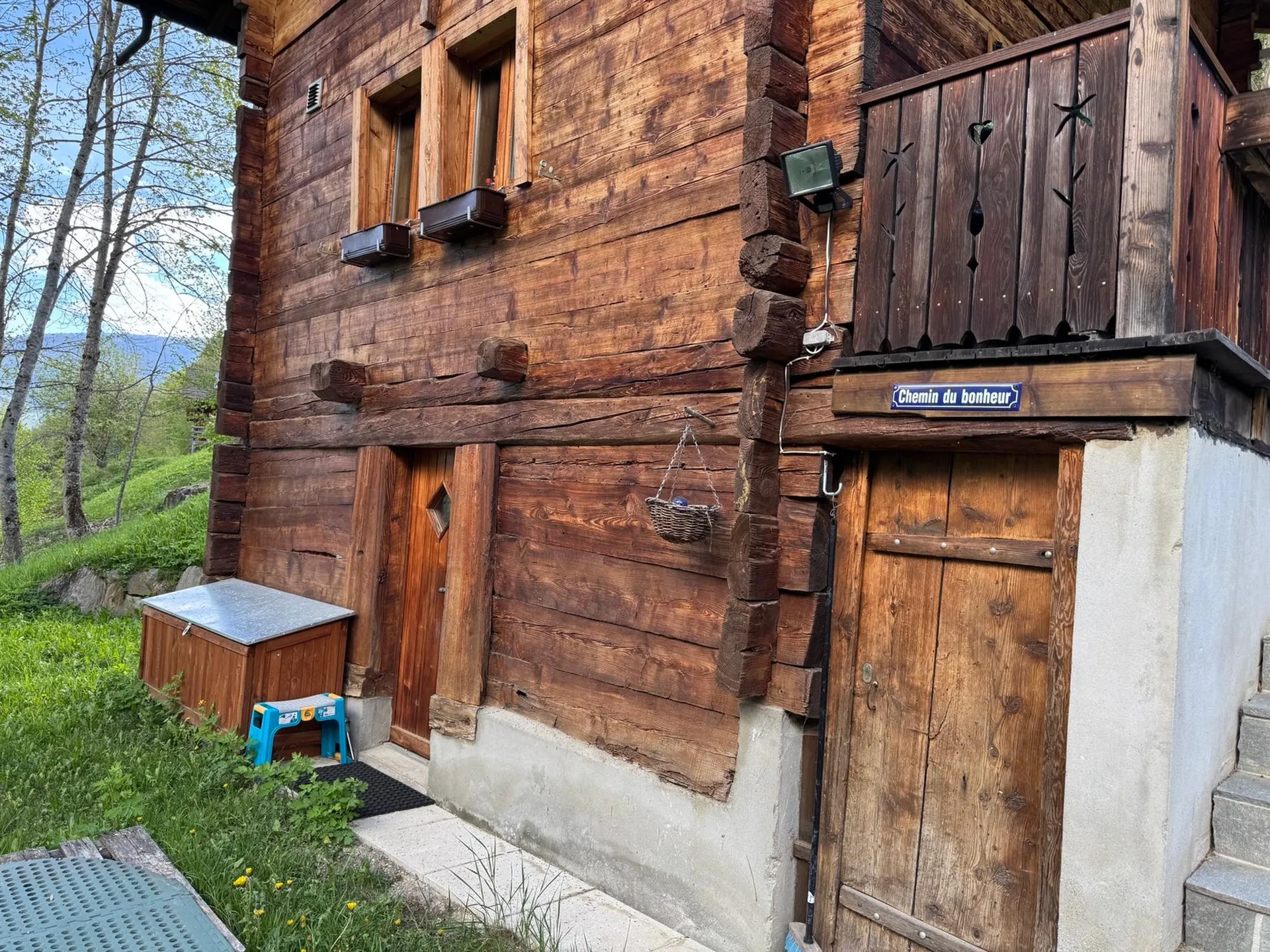 Image 3