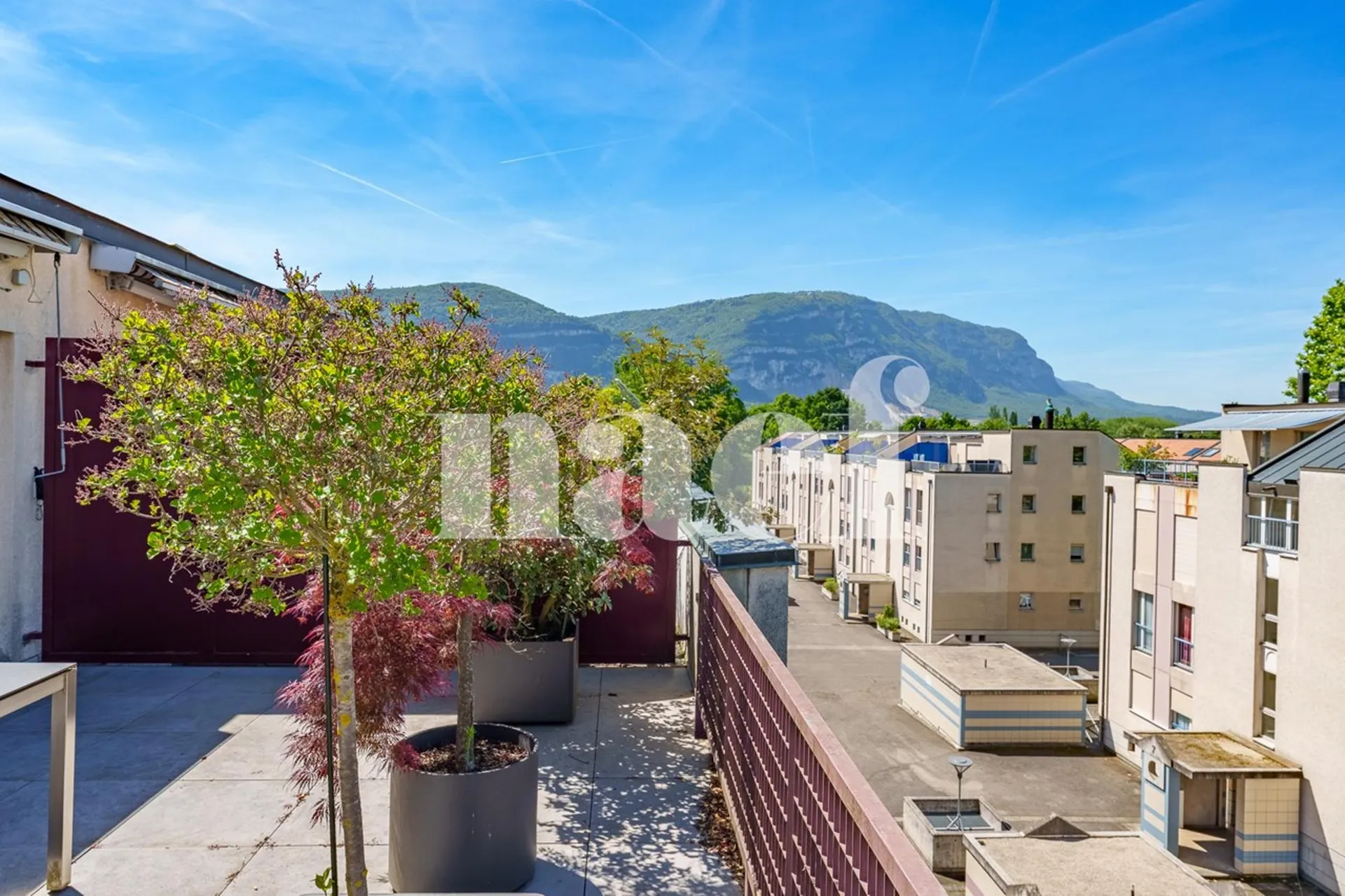 Bel appartement familial avec quatre chambres