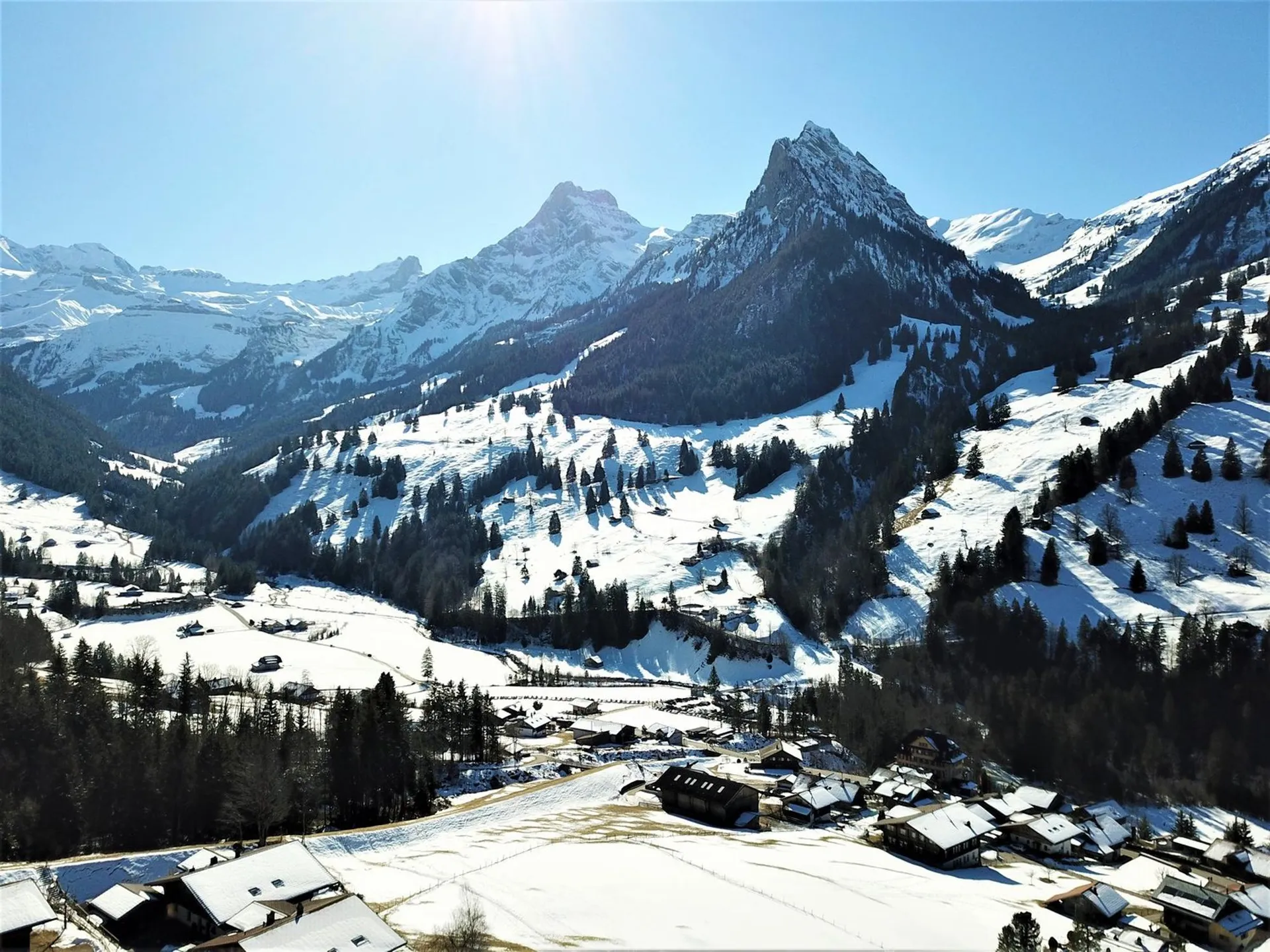 Appartement de rêve avec vue panoramique dans le Kiental