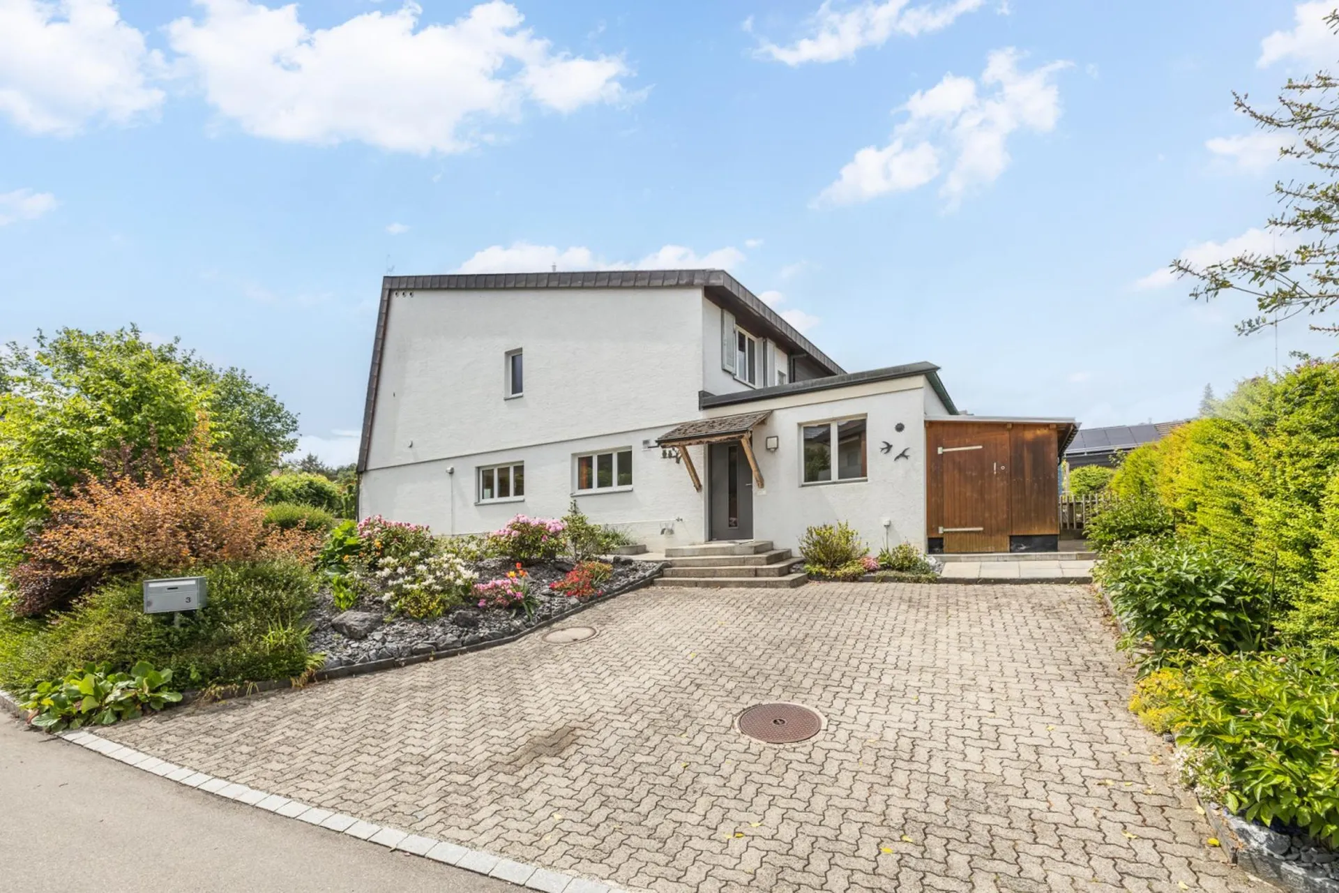 Familienfreundliches Zuhause mit schönem Garten