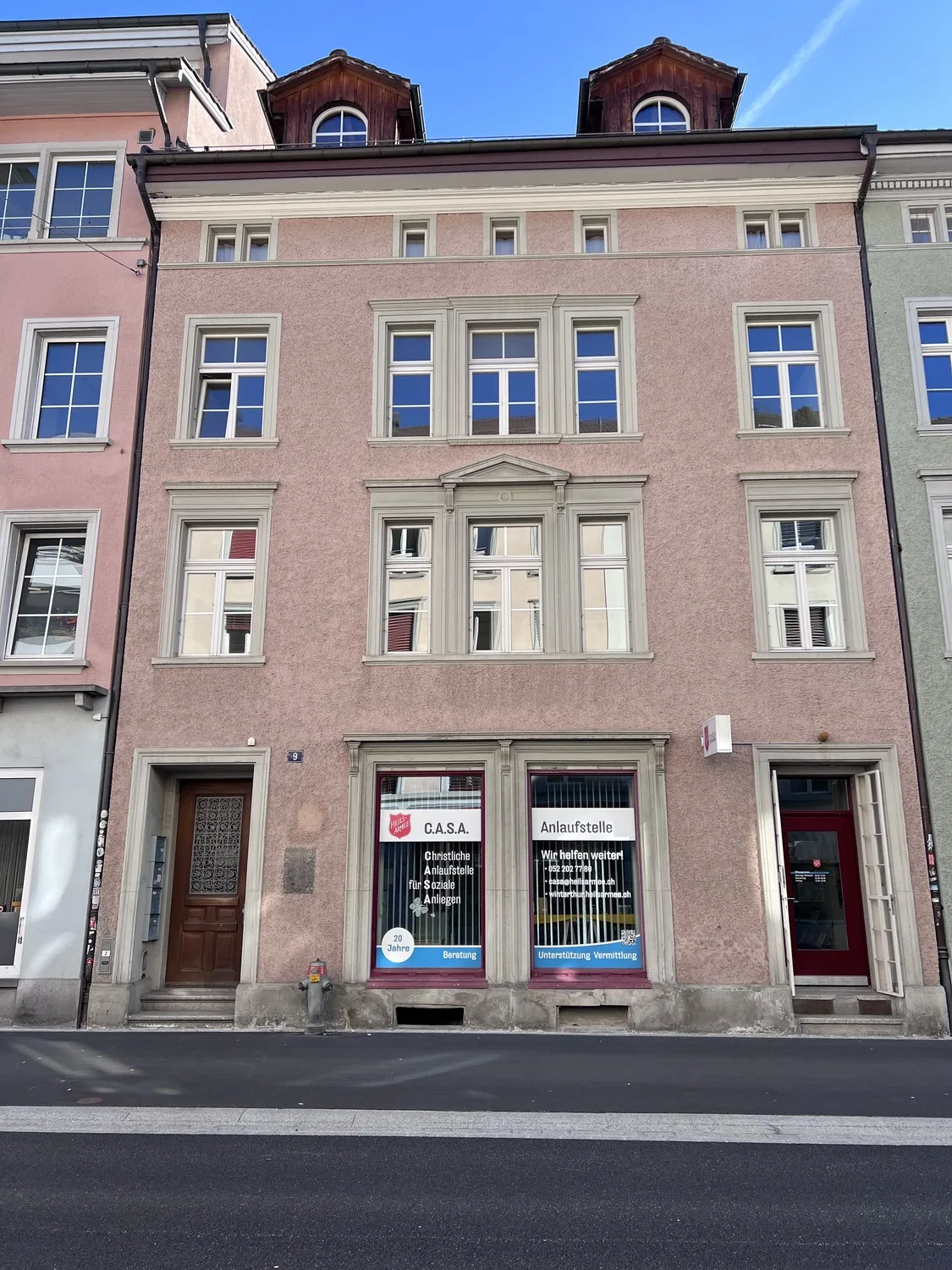 Stilvolle 3.5-Zimmer-Wohnung mit moderner Ausstattung und warmem Wohnambiente