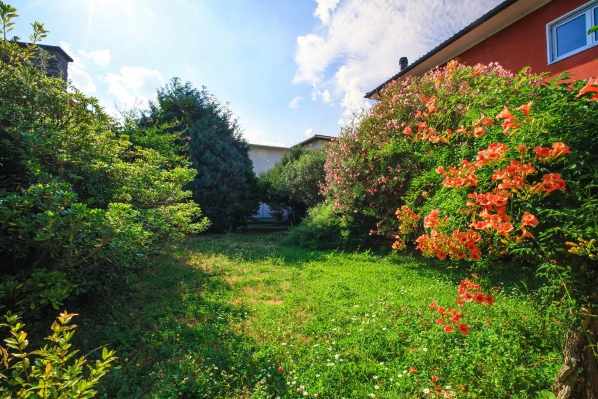 Elegante appartamento 3.5 locali con servizio alberghiero a cinque stelle, Ascona
