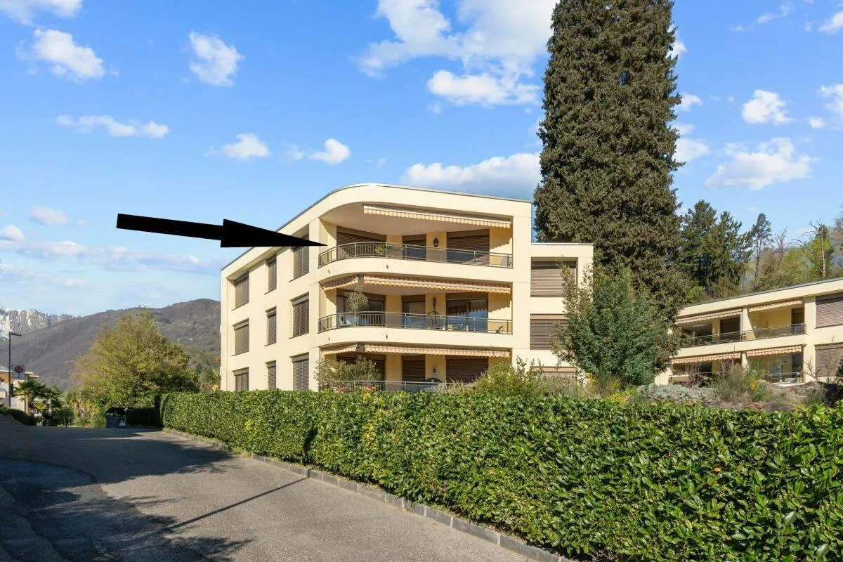 3.5-Zimmer-Wohnung mit überdachter Terrasse und wunderschönem Seeblick
