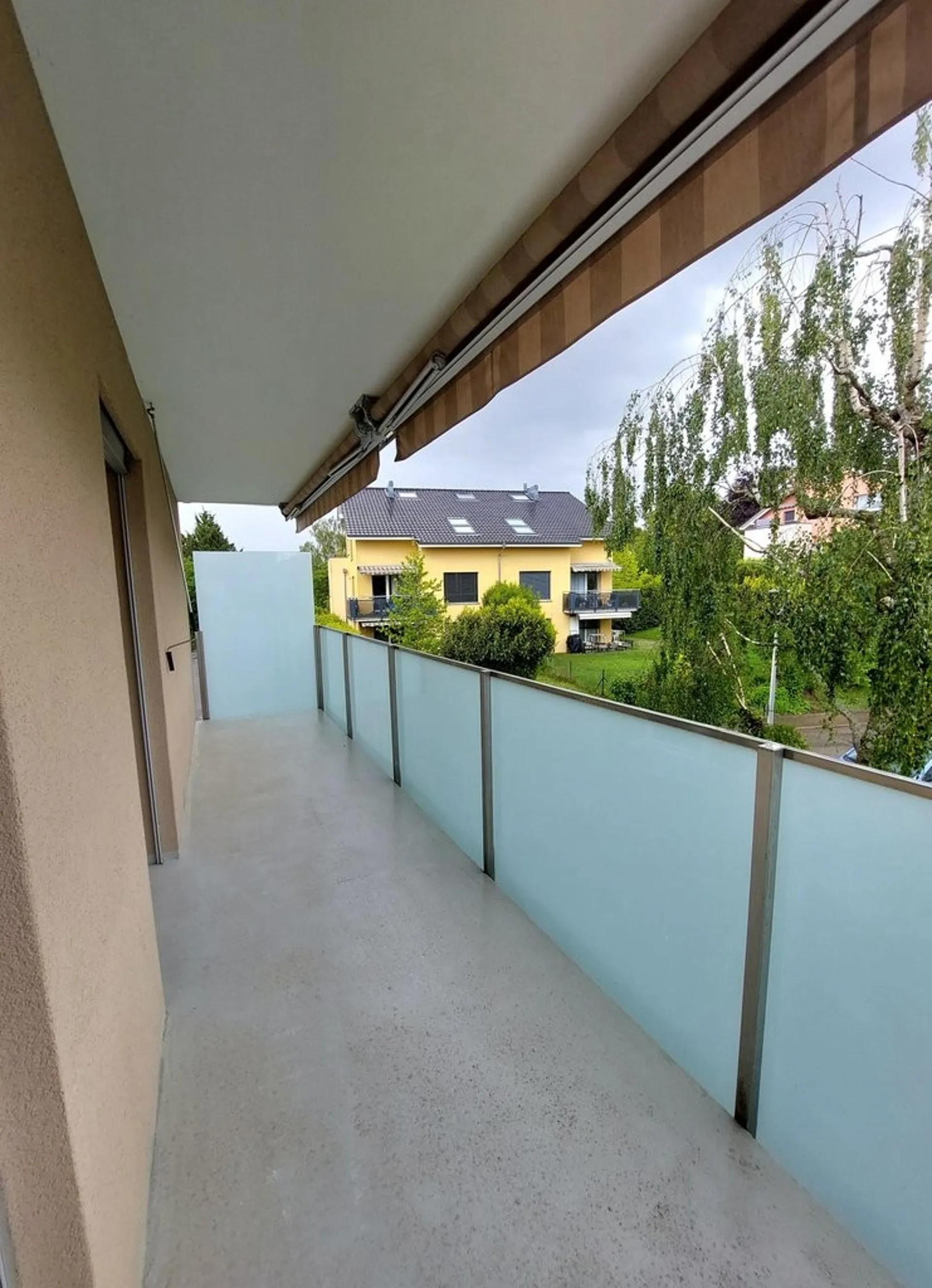 Image 12