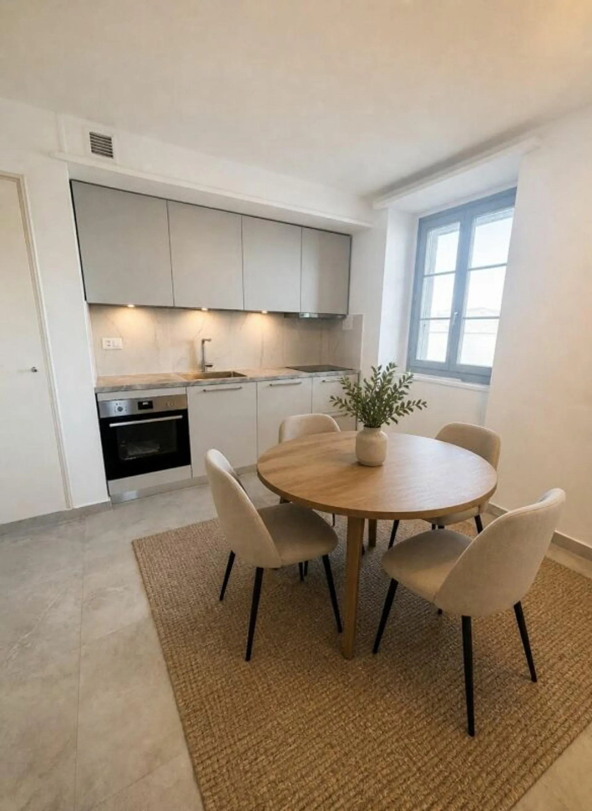 Plusieurs appartements rénovés à louer
