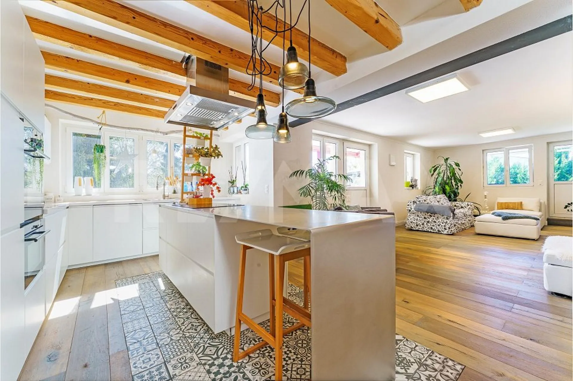 Comme une maison :  superbe duplex de 164 m²  avec jardin privatif
