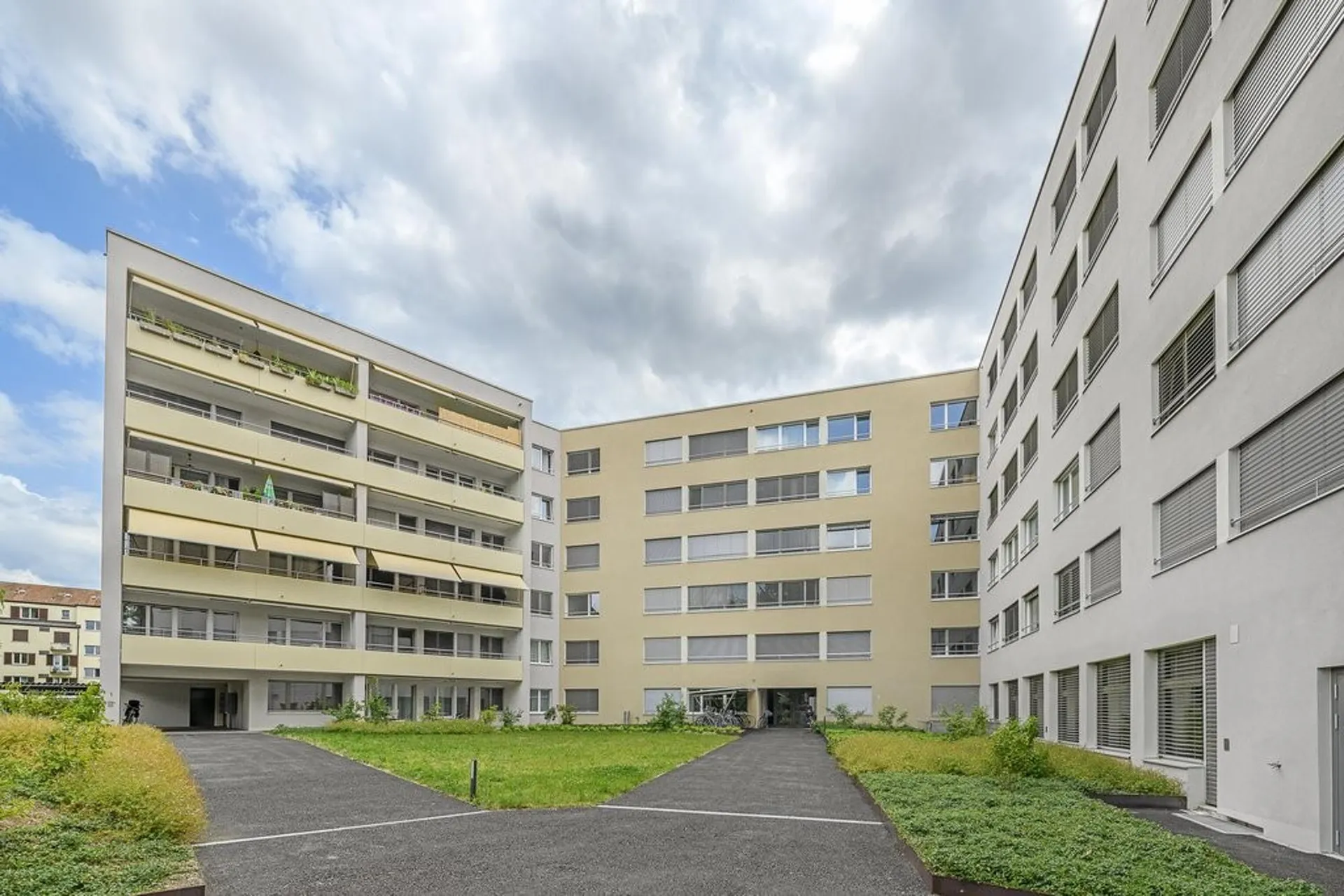 Attraktive Wohnung an zentraler Lage im Kreis 4
