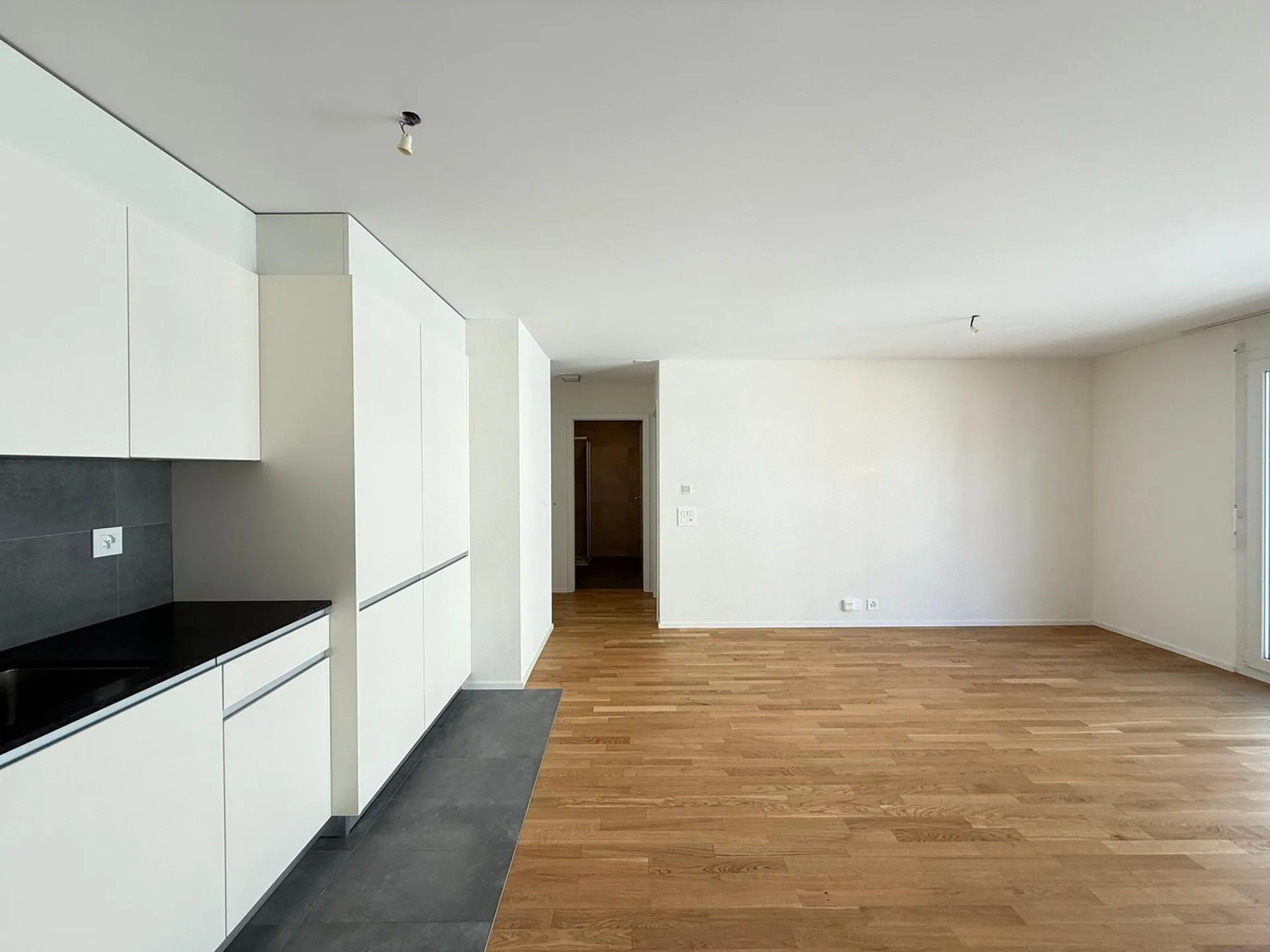 À louer – Appartement 2,5 pièces récent au centre de Clarens