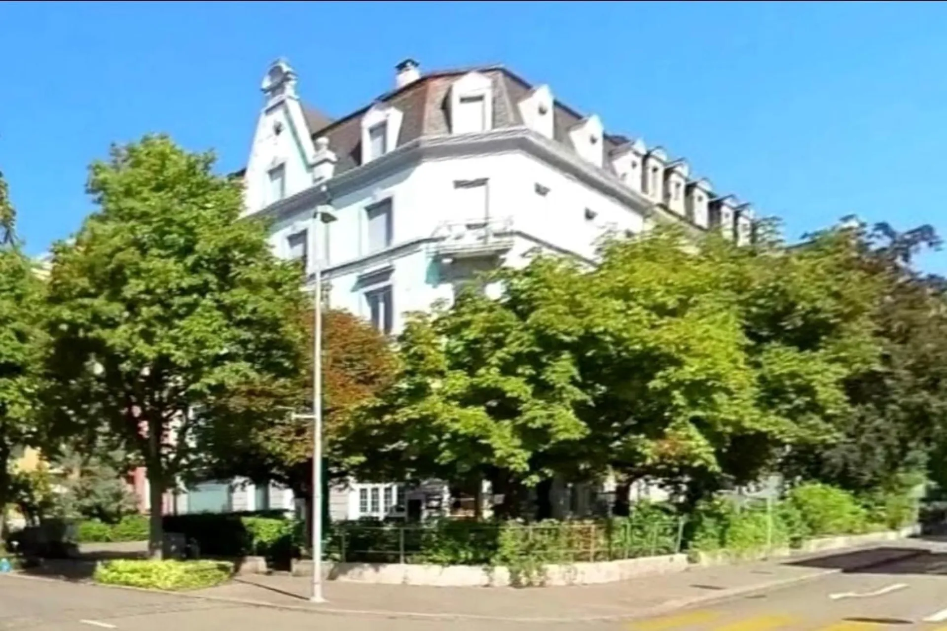 Charmante 3.5-Zimmer-Etagenwohnung in begehrter Lage in Basel