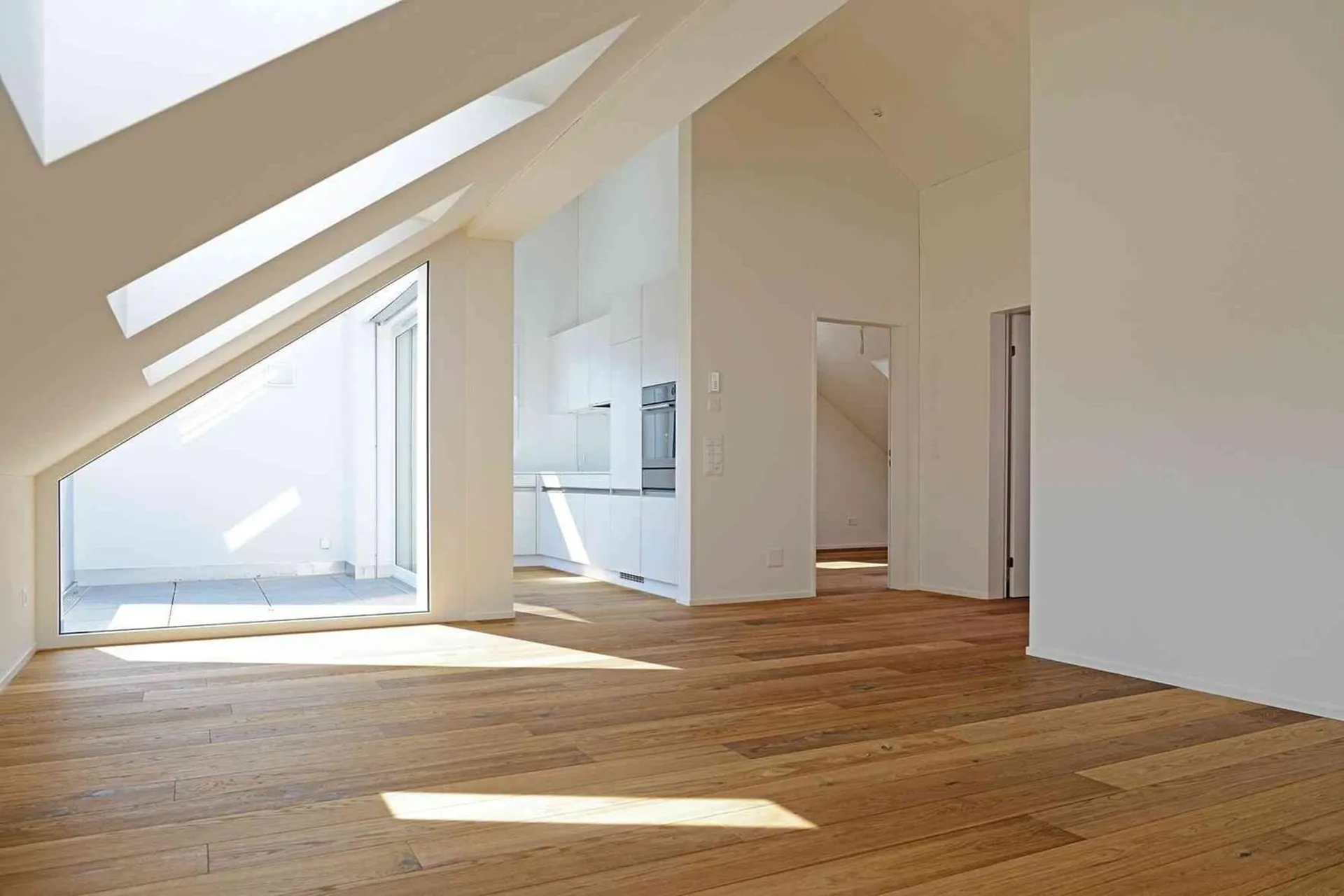 Sonnige Dachwohnung mit herrlicher Weitsicht (B1-3)