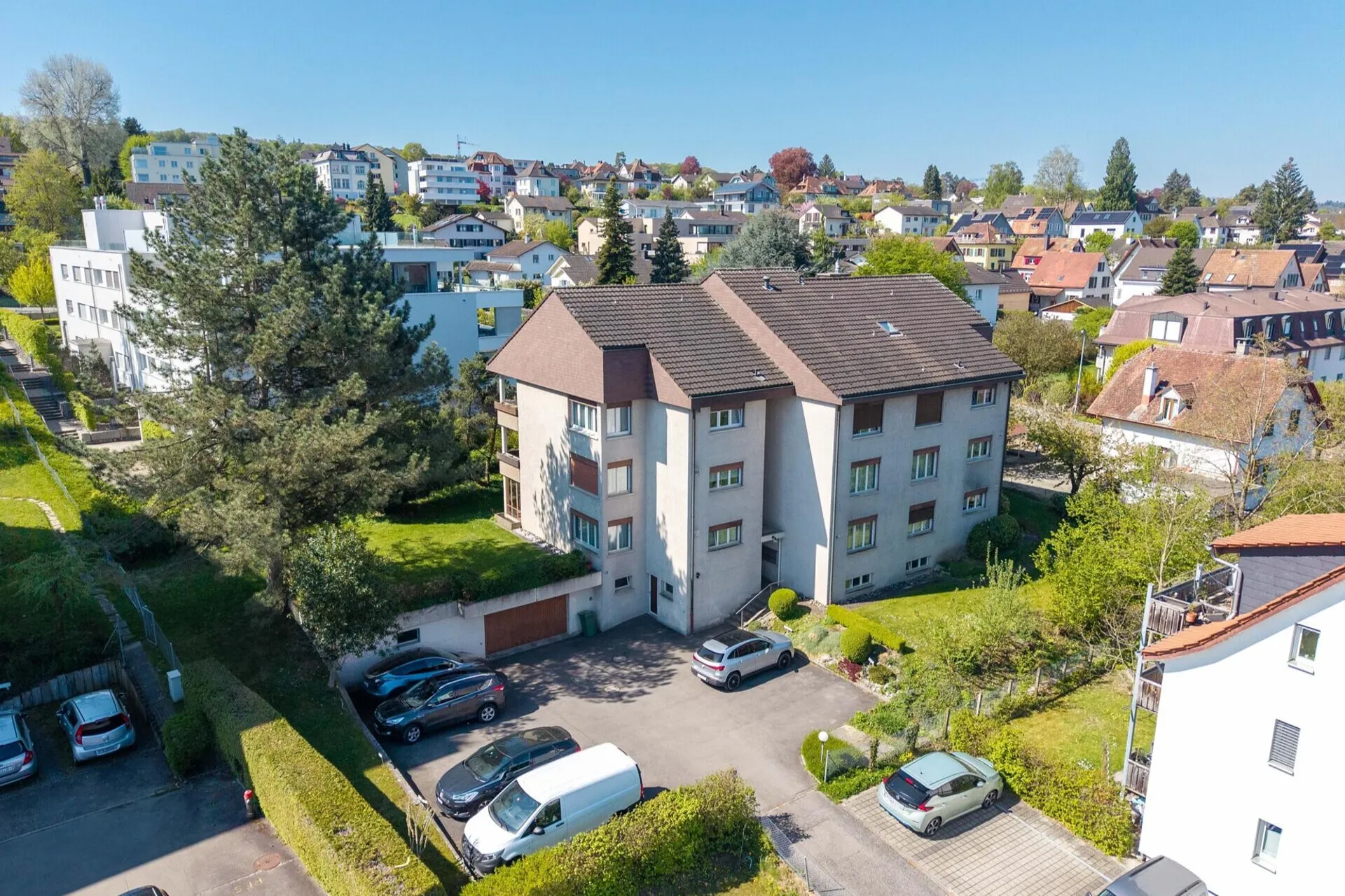 Charmante 4.5 Zimmer Wohnung mit viel Potenzial- ruhig und zentral gel