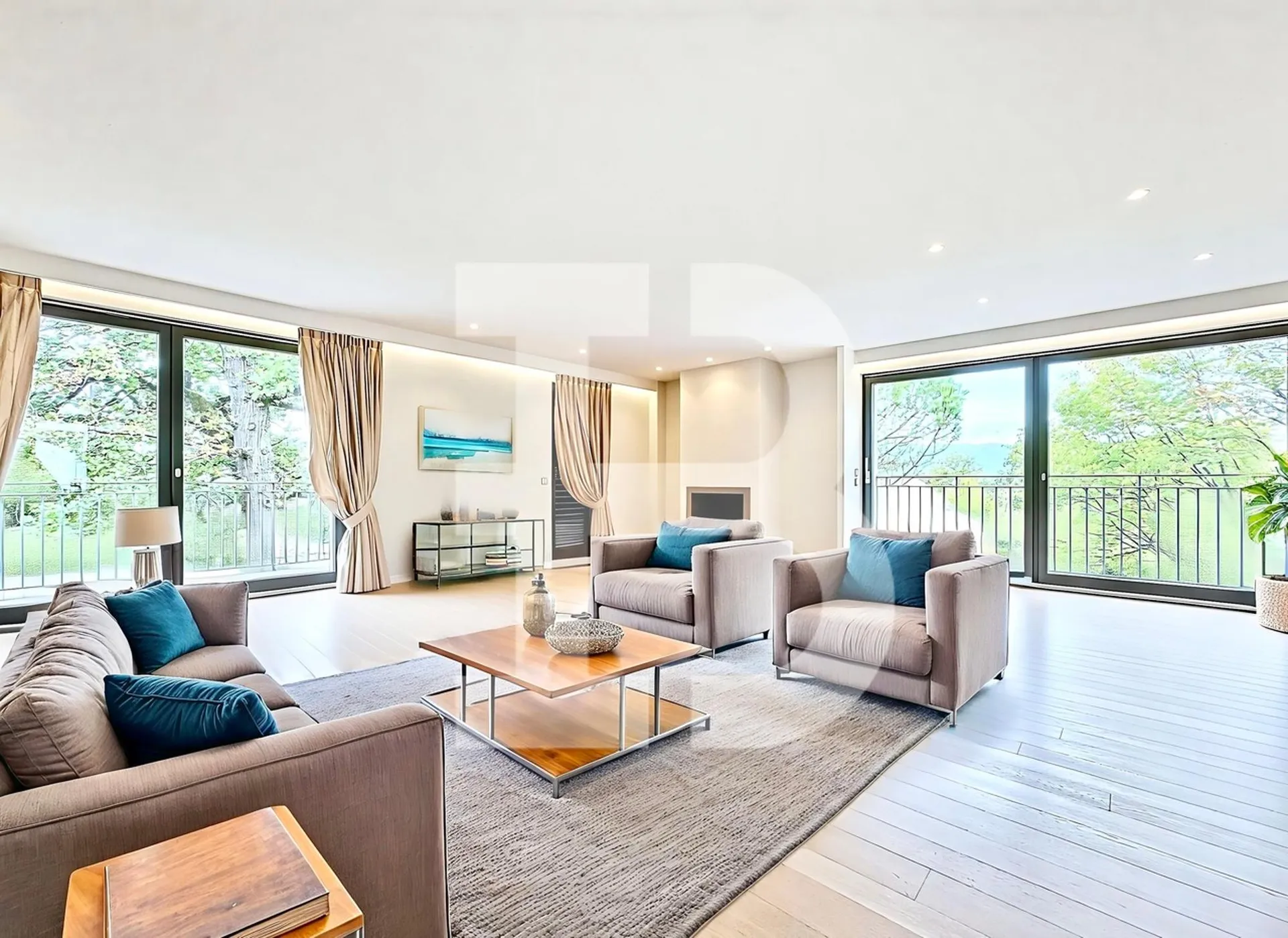 Prächtige 166 m2 Wohnung im Herzen des Dorfes