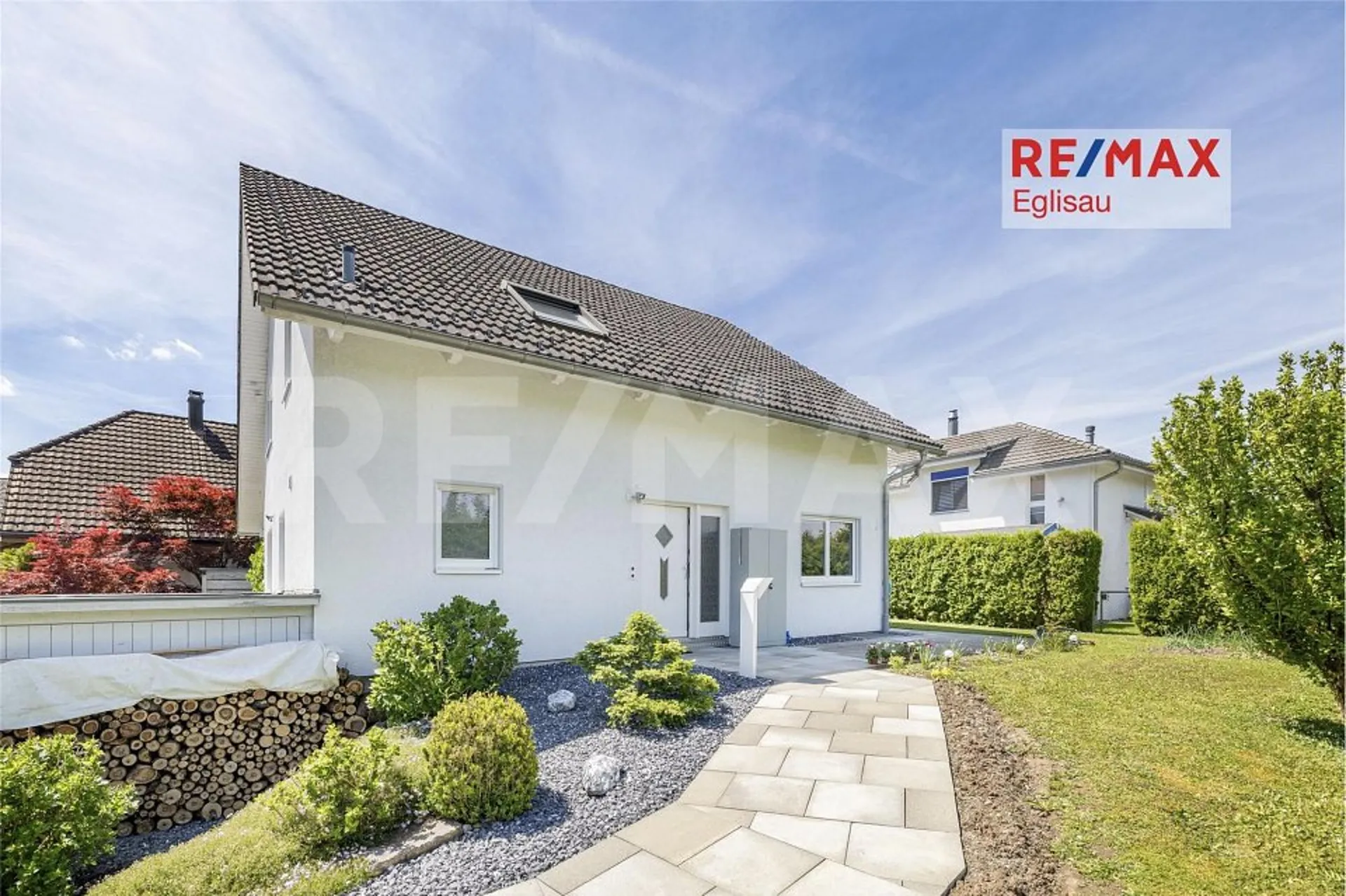 Spacious dream house with fireplace, large garden & plenty of space for the whole family