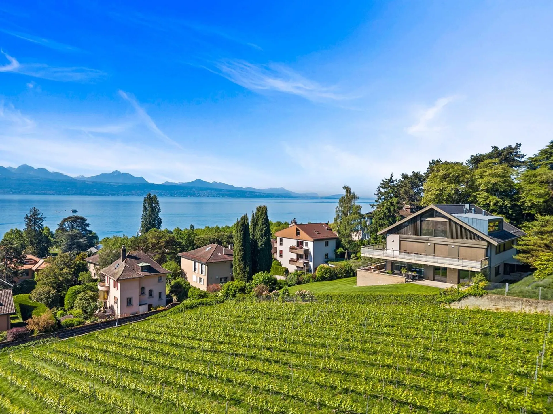 Appartement de prestige entre lac et vignobles