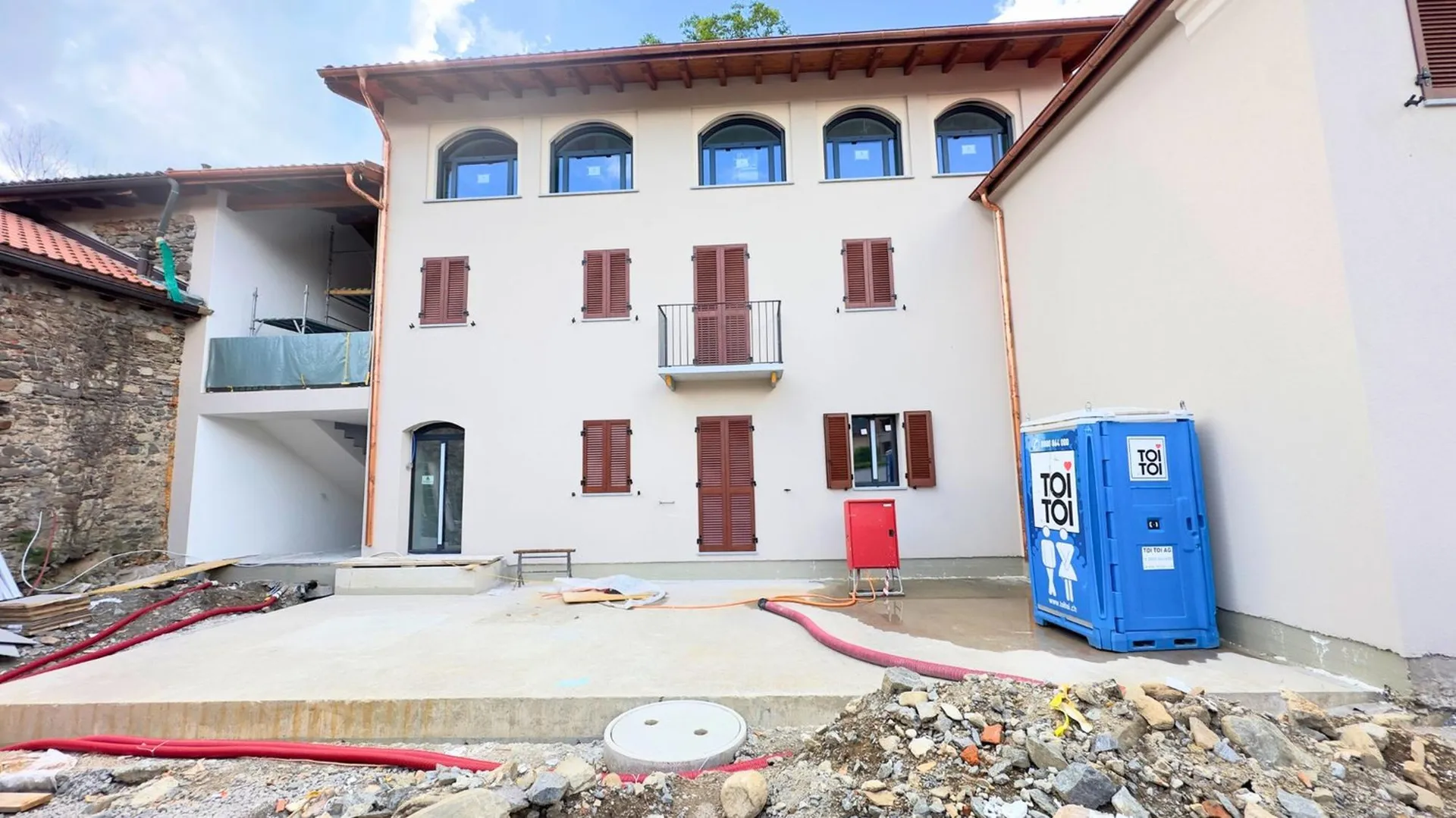Pura/Caslano: nuovo 3.5 locali con balconcino