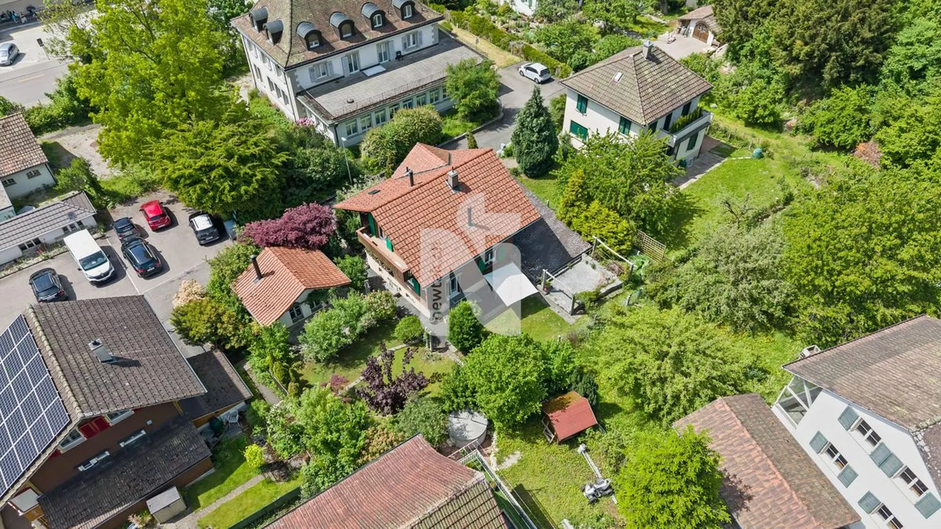 Familienidylle an ruhiger, grüner Lage