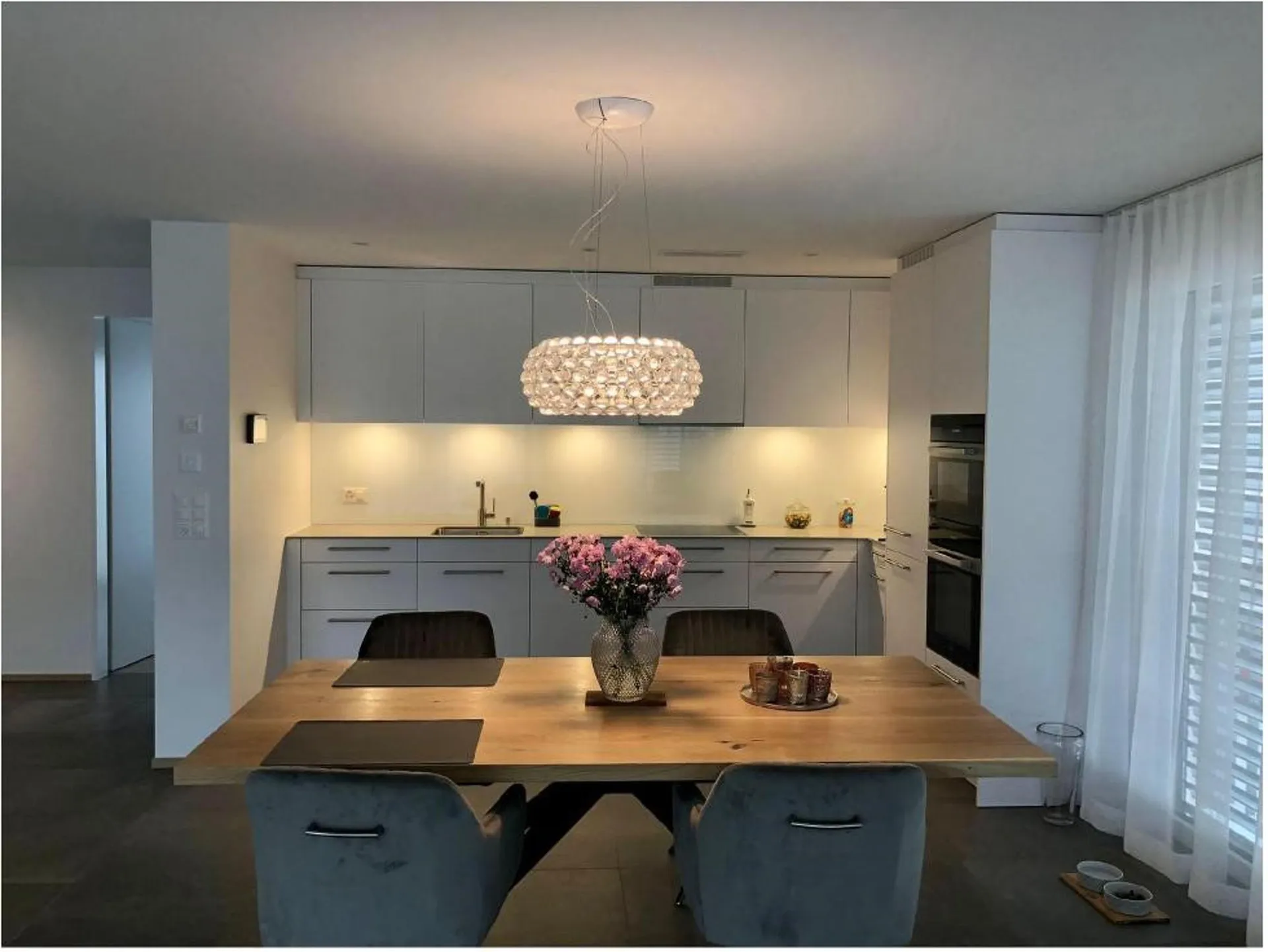 Hochwertige 4.5 Zimmer Neubauwohnung