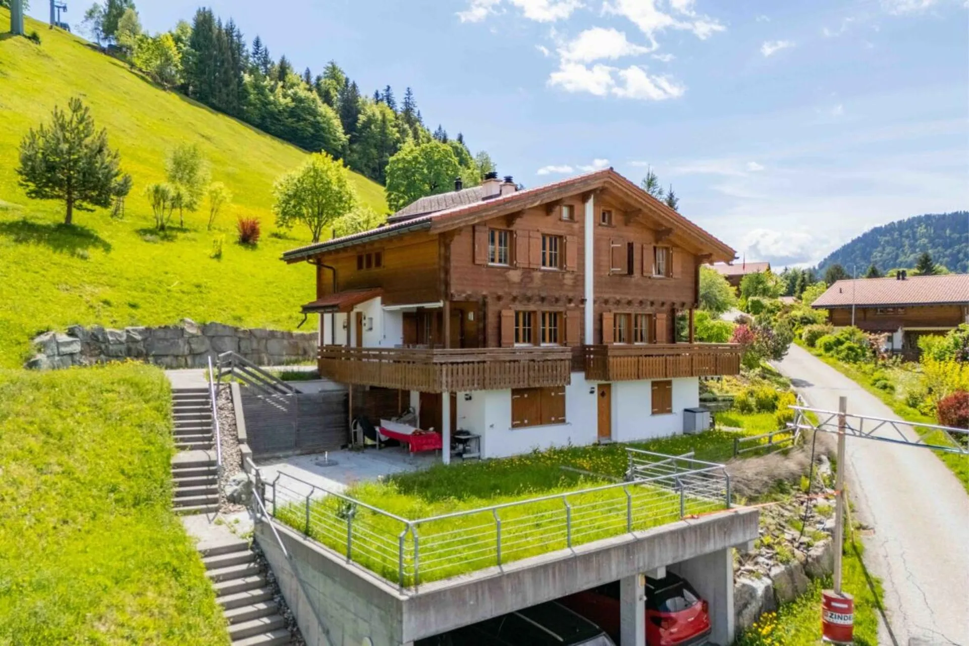 Chaletzauber 4.5 Zimmer-Maisonettewohnung mit atemberaubender Aussicht