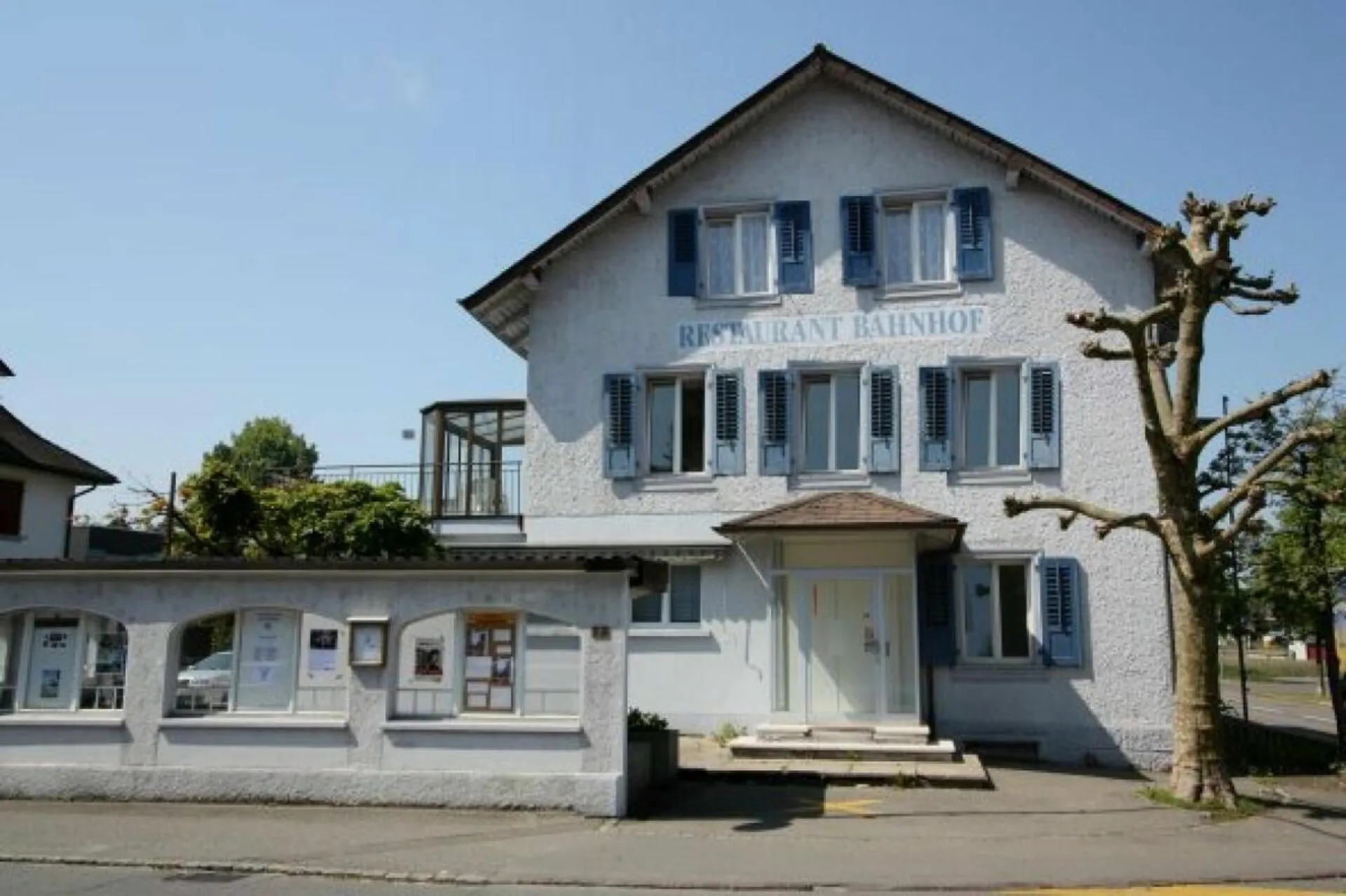 Camera singola o doppia arredata direttamente alla stazione di Rupperswil