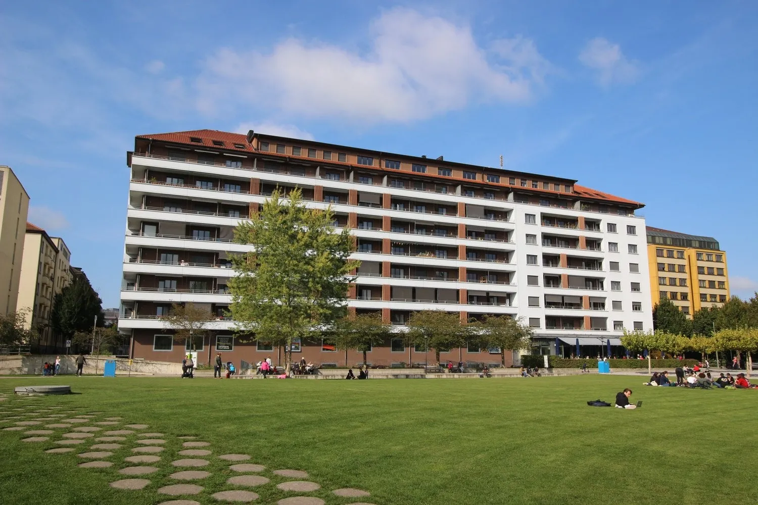 SPACIEUX Appartement de 5 pièces