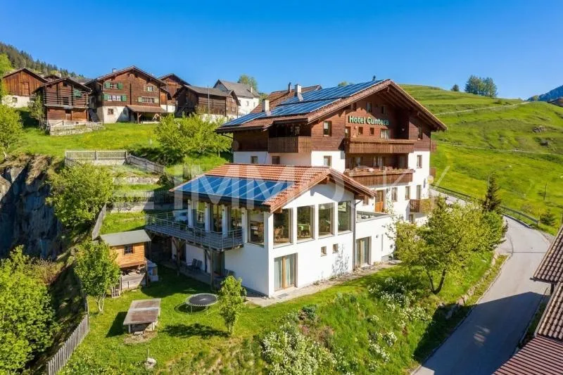 Ein Berghaus voller Möglichkeiten - nur 8 min. von Disentis entfernt