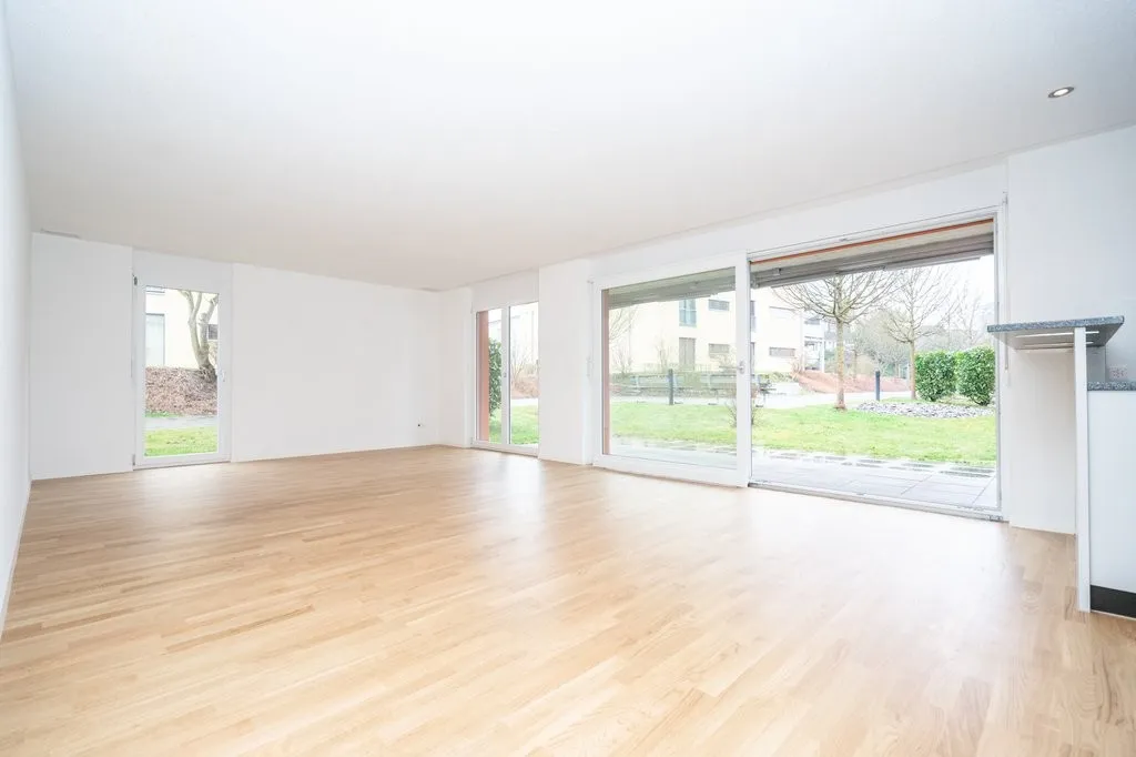 moderne 4.5-Zimmer-Wohnung mit attraktiver Terrasse in Herzogenbuchsee