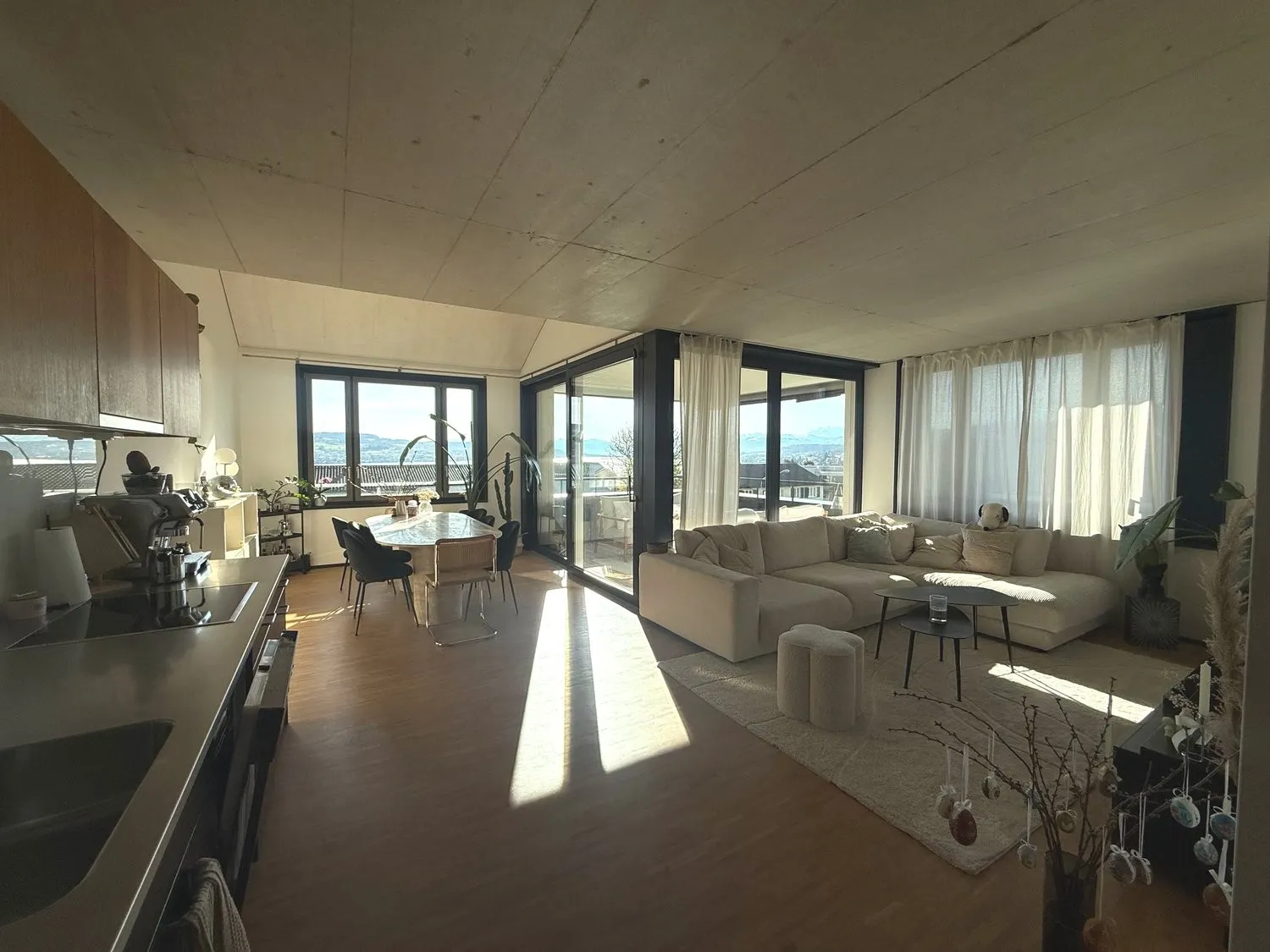 3½ ZI-WOHNUNG IN OBERRIEDEN (ZH), MÖBLIERT, TEMPORÄR