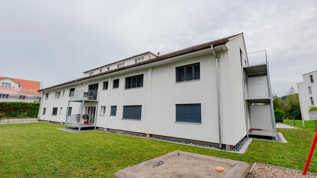 CHARMANTE KLEINWOHNUNG ZU VERMIETEN