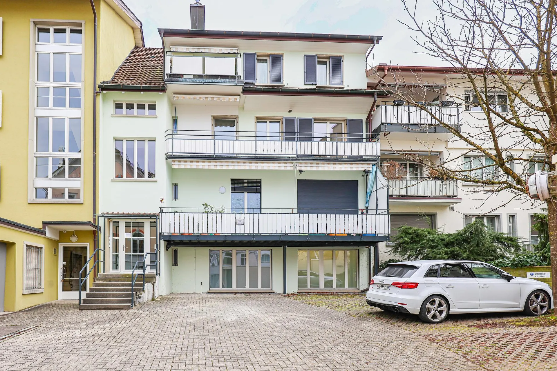 Attraktive, kernsanierte Wohnung inmitten von Wohlen