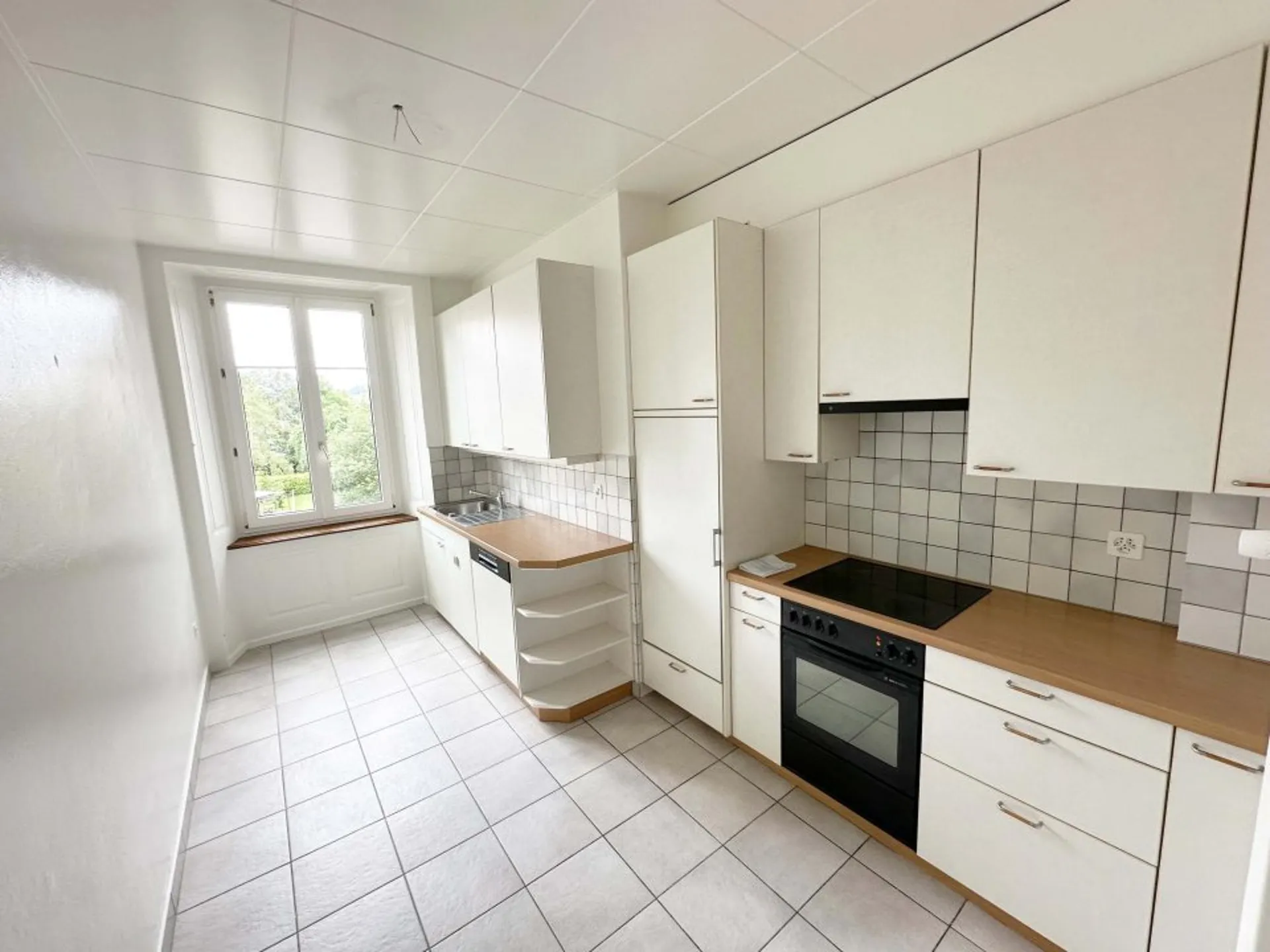 05596 - Spacieux appartement de 5 pièces - J.-F.-Houriet 3 - Le Locle
