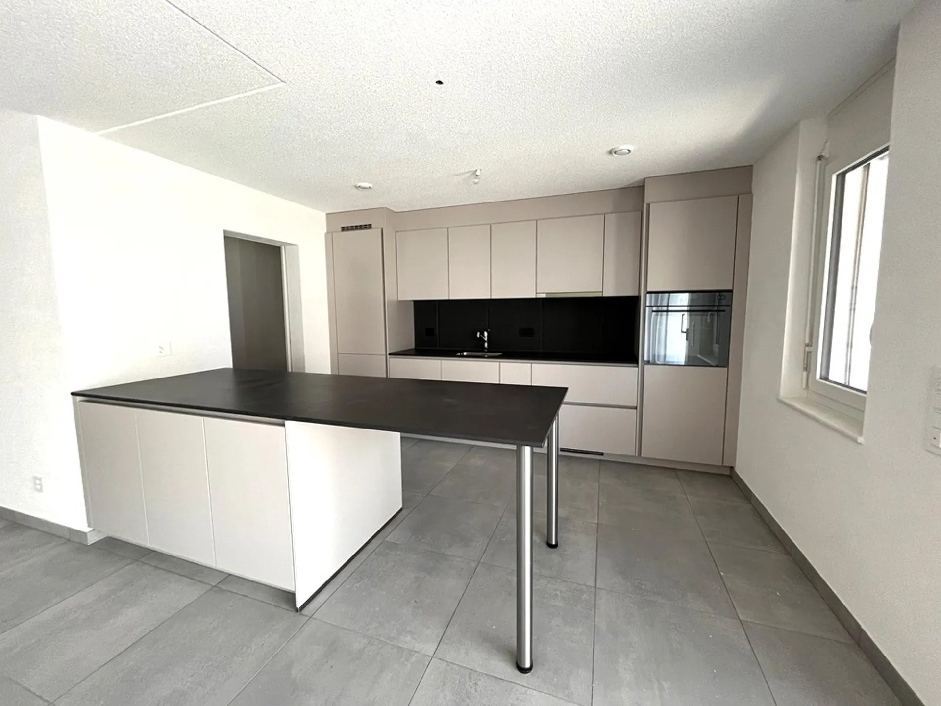 Appartement, Courtételle - 517000