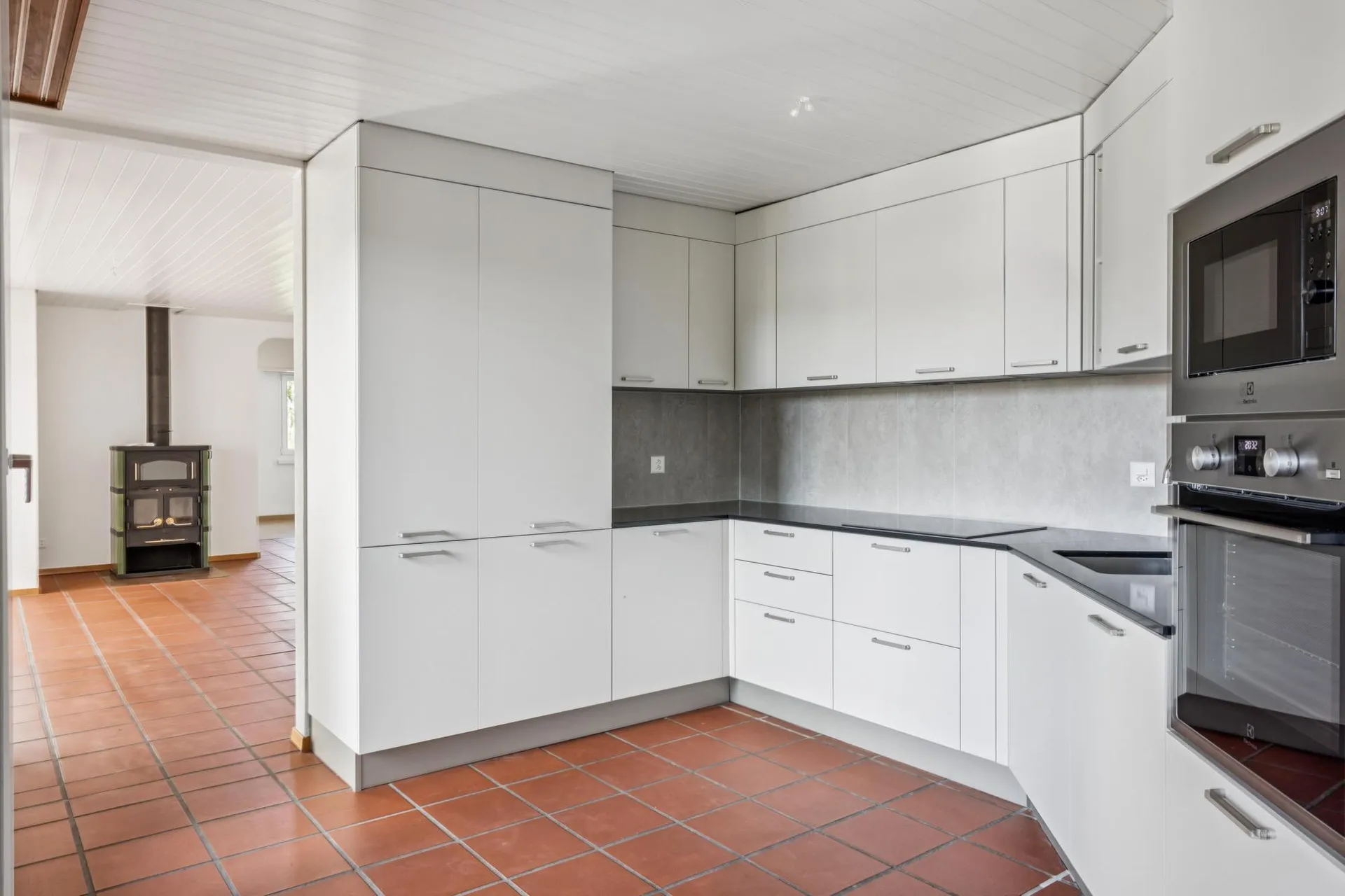 modernisierte 4.5-Zimmerwohnung in ruhiger, naturnahen Lage